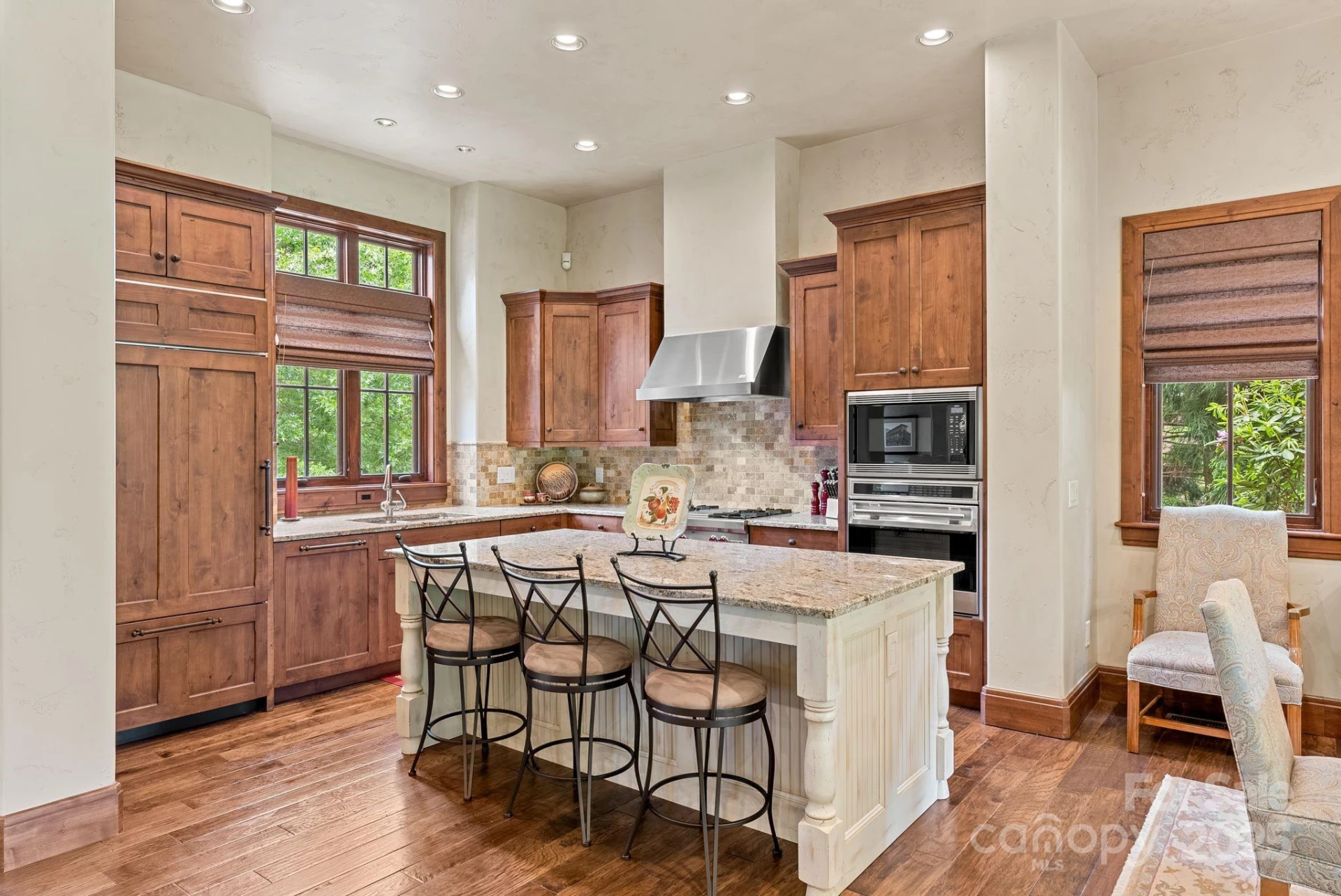 577 Walnut Valley Parkway - Photo 7