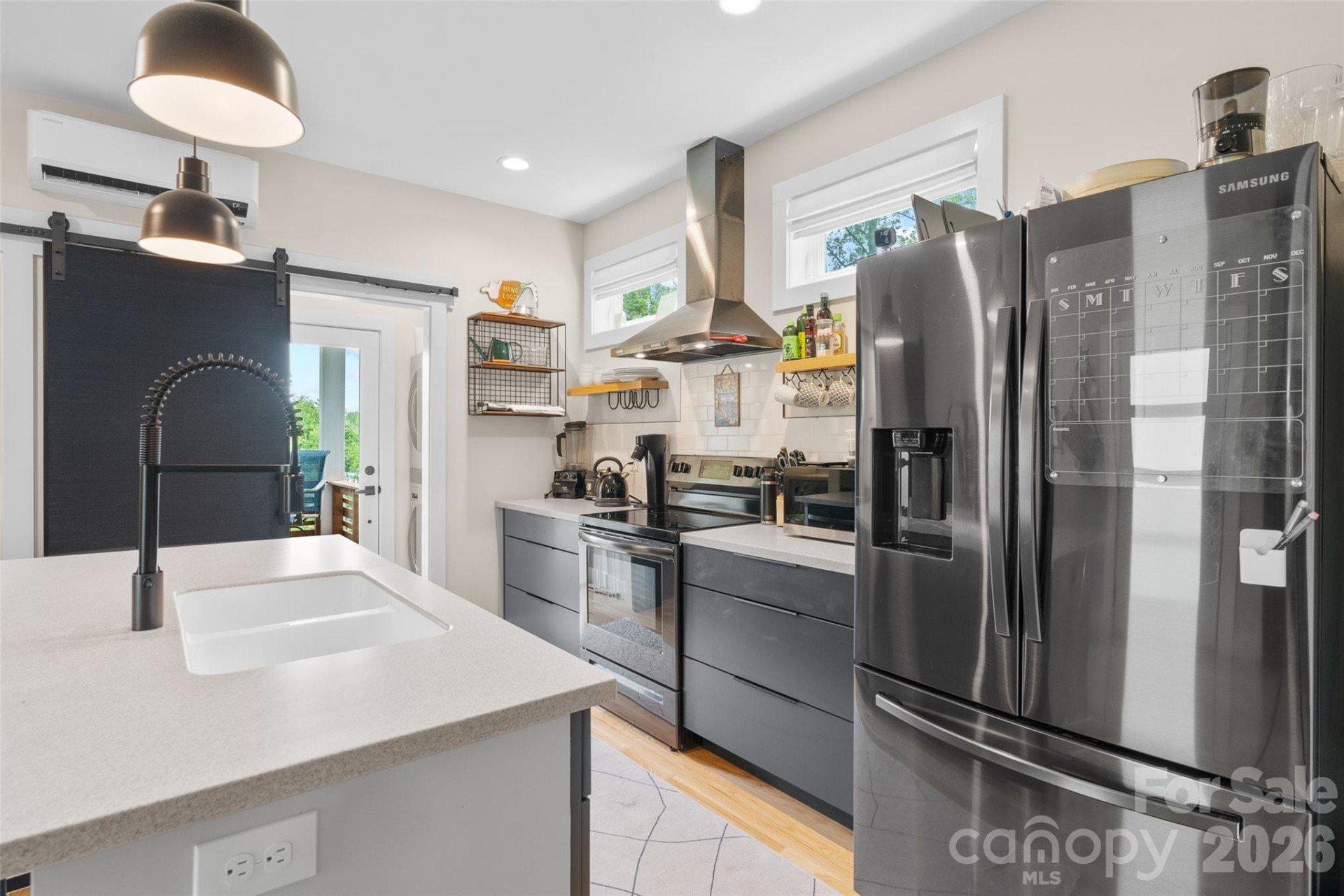 109 Thurland Avenue - Photo 8