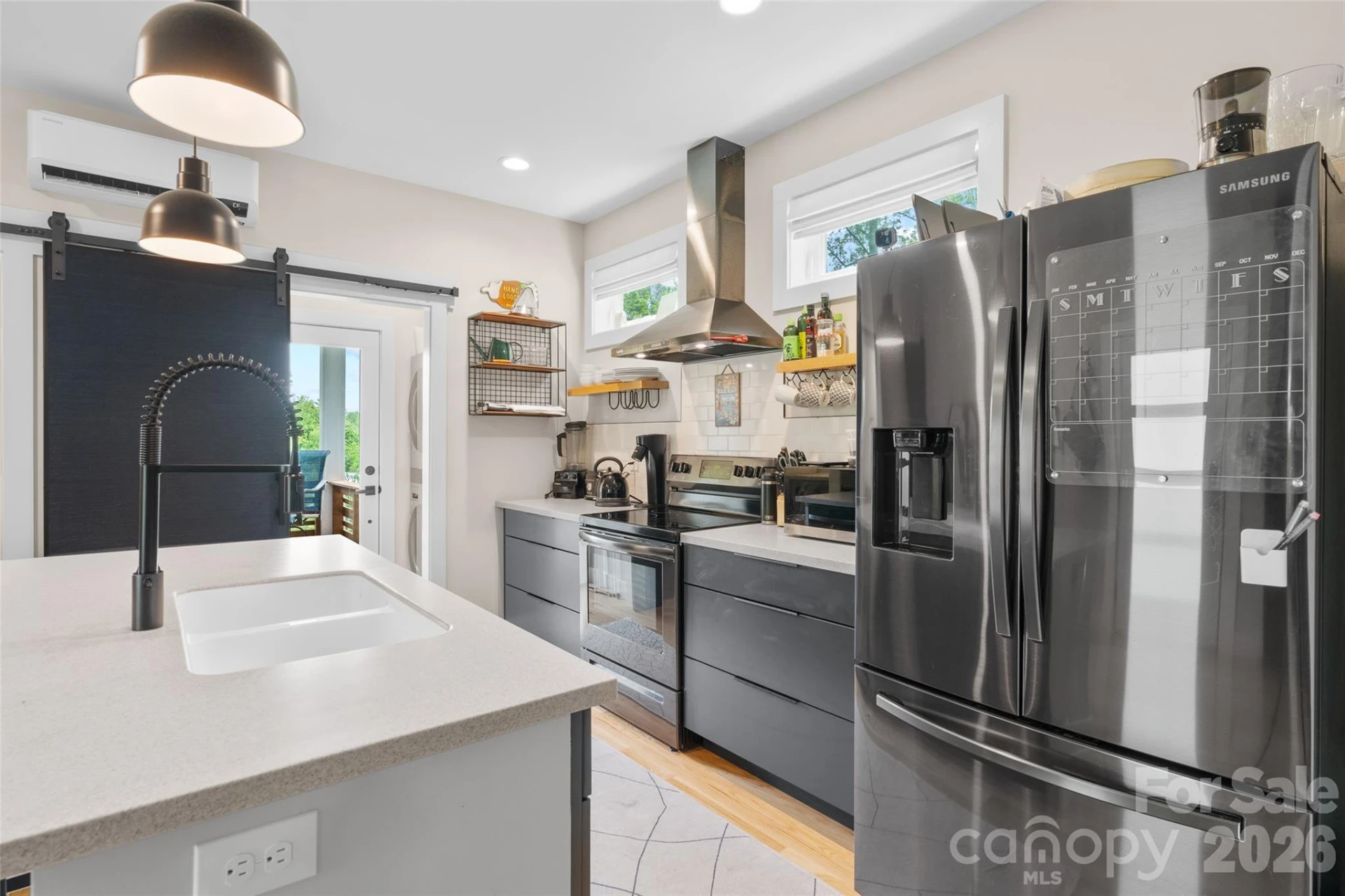 109 Thurland Avenue - Photo 8
