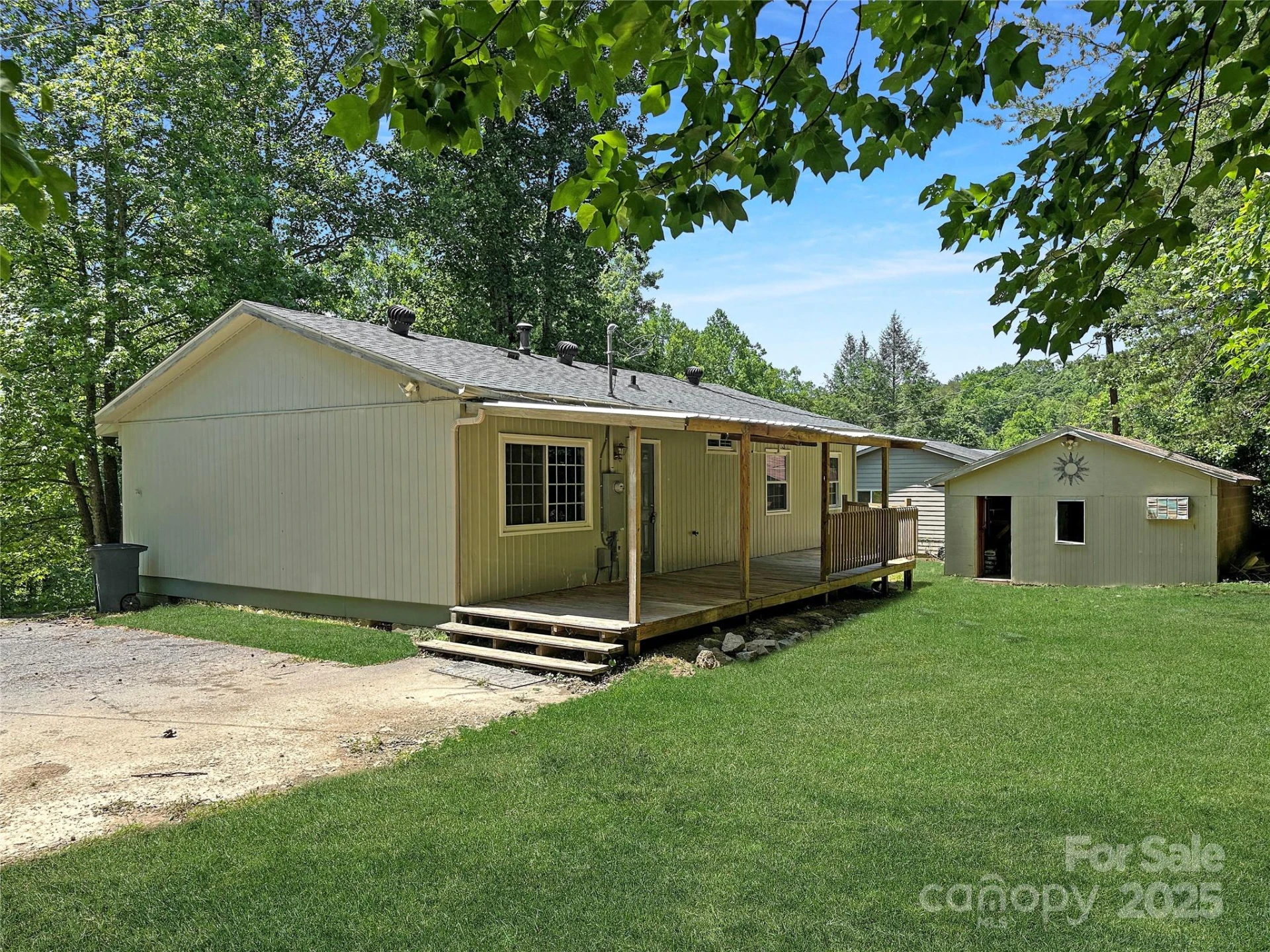 488 John Swofford Road - Photo 2