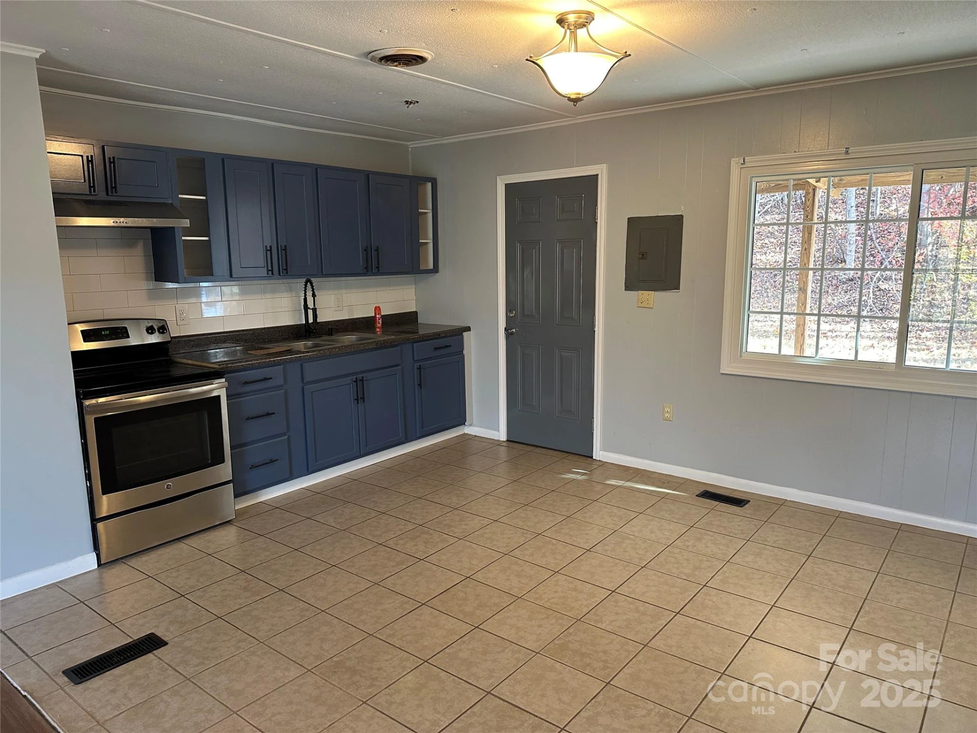 488 John Swofford Road - Photo 5