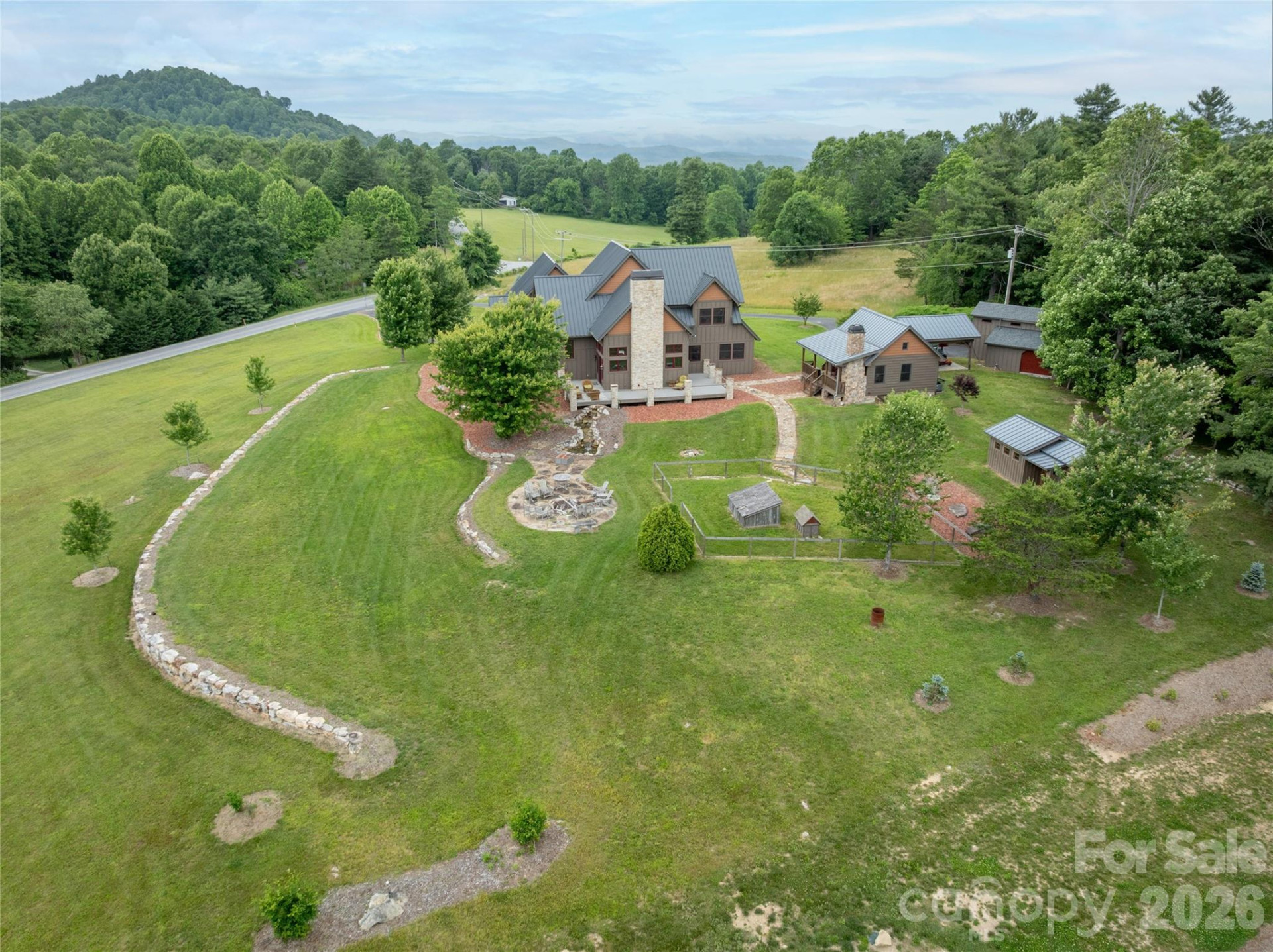 4862 Pinnacle Mountain Road - Photo 73
