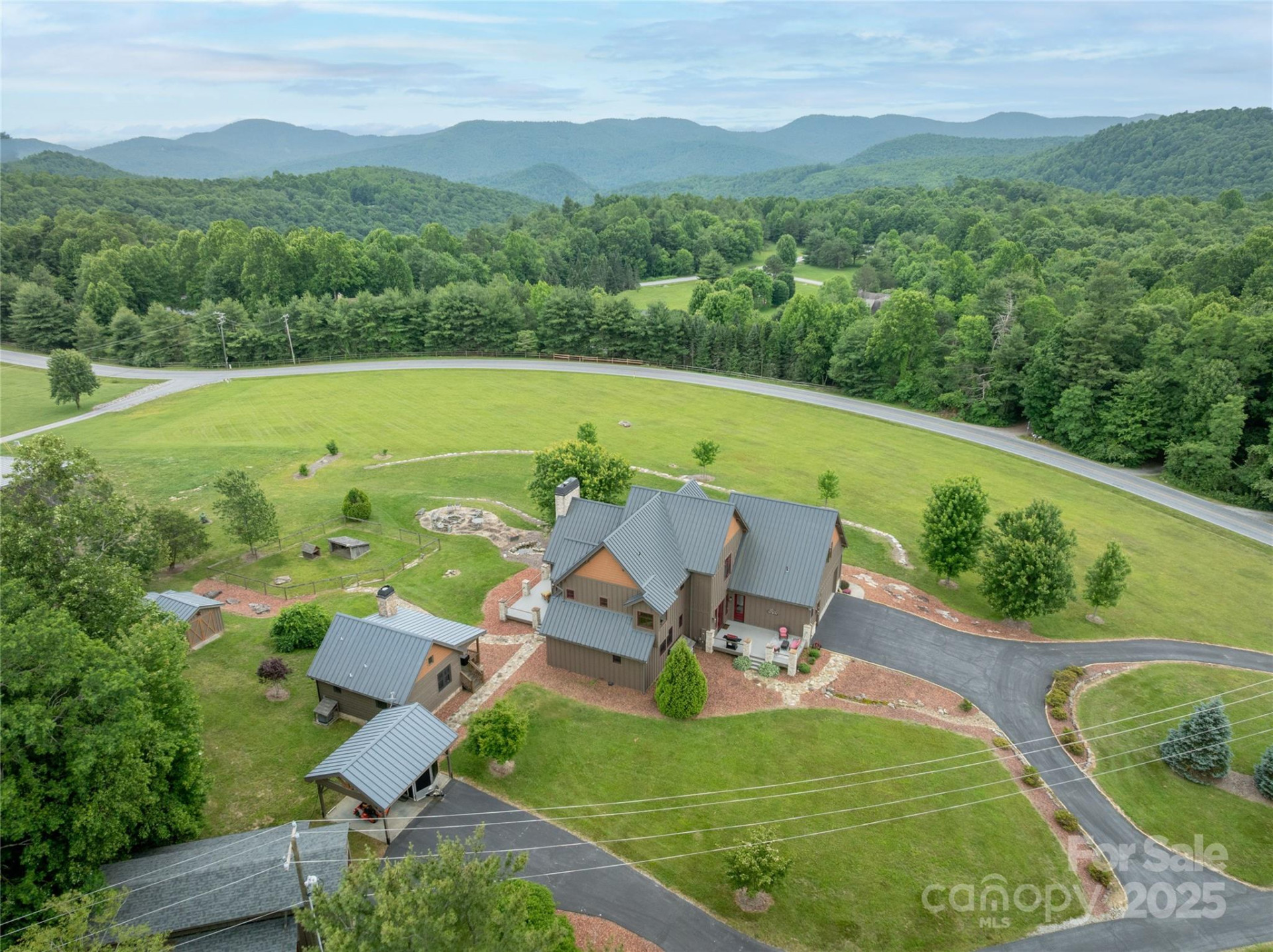 4862 Pinnacle Mountain Road - Photo 79