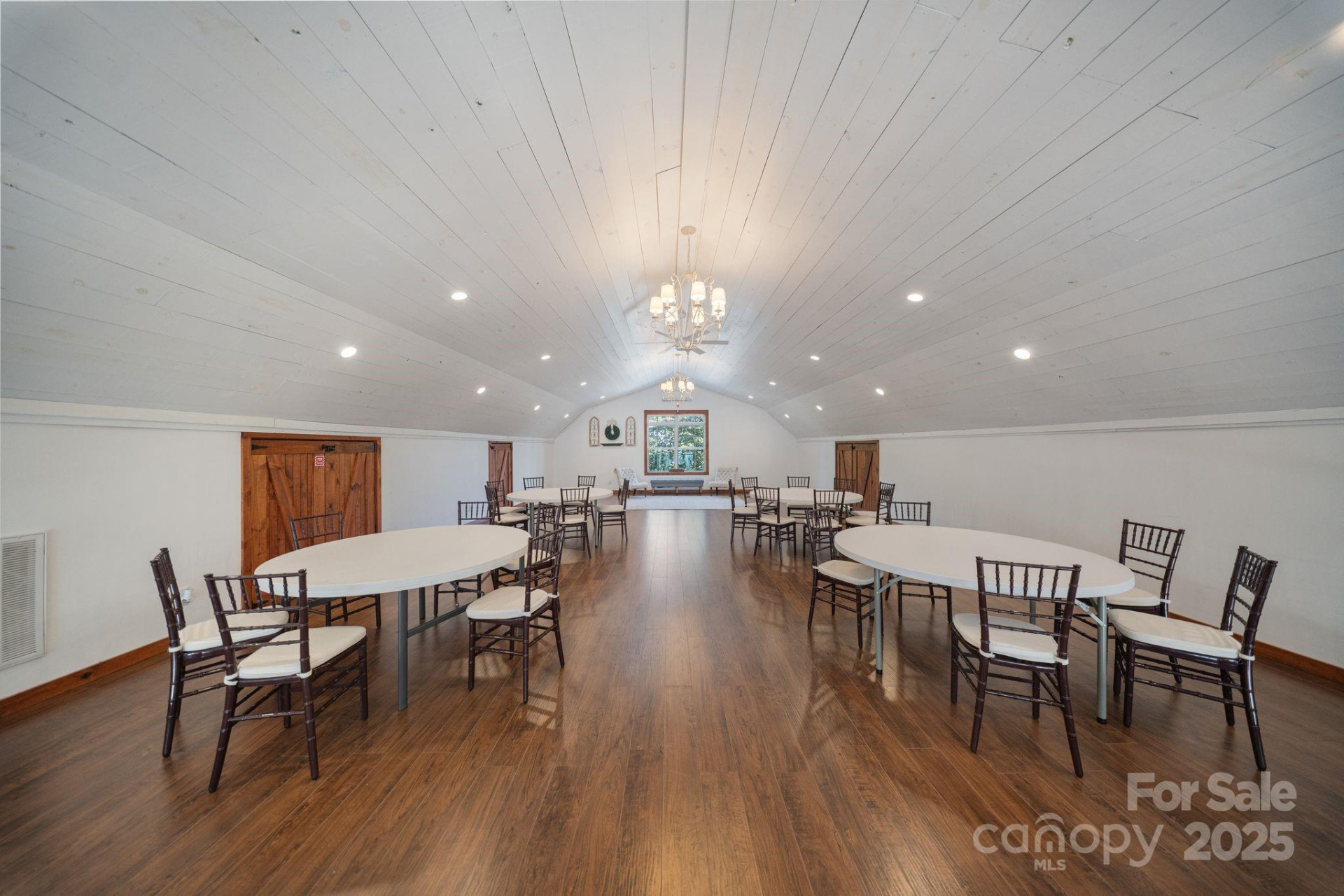 6572 Burkemont Road - Photo 14