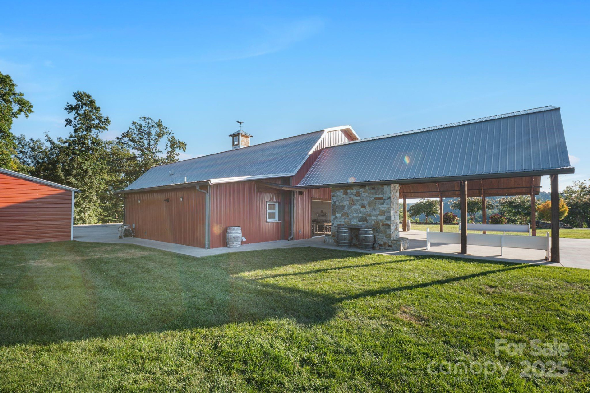 6572 Burkemont Road - Photo 21