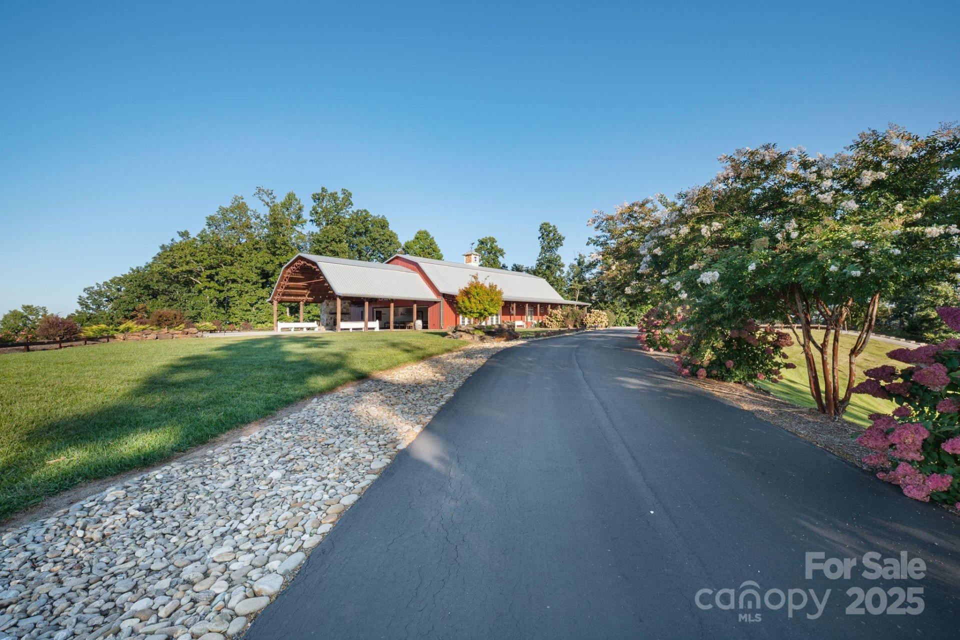 6572 Burkemont Road - Photo 36