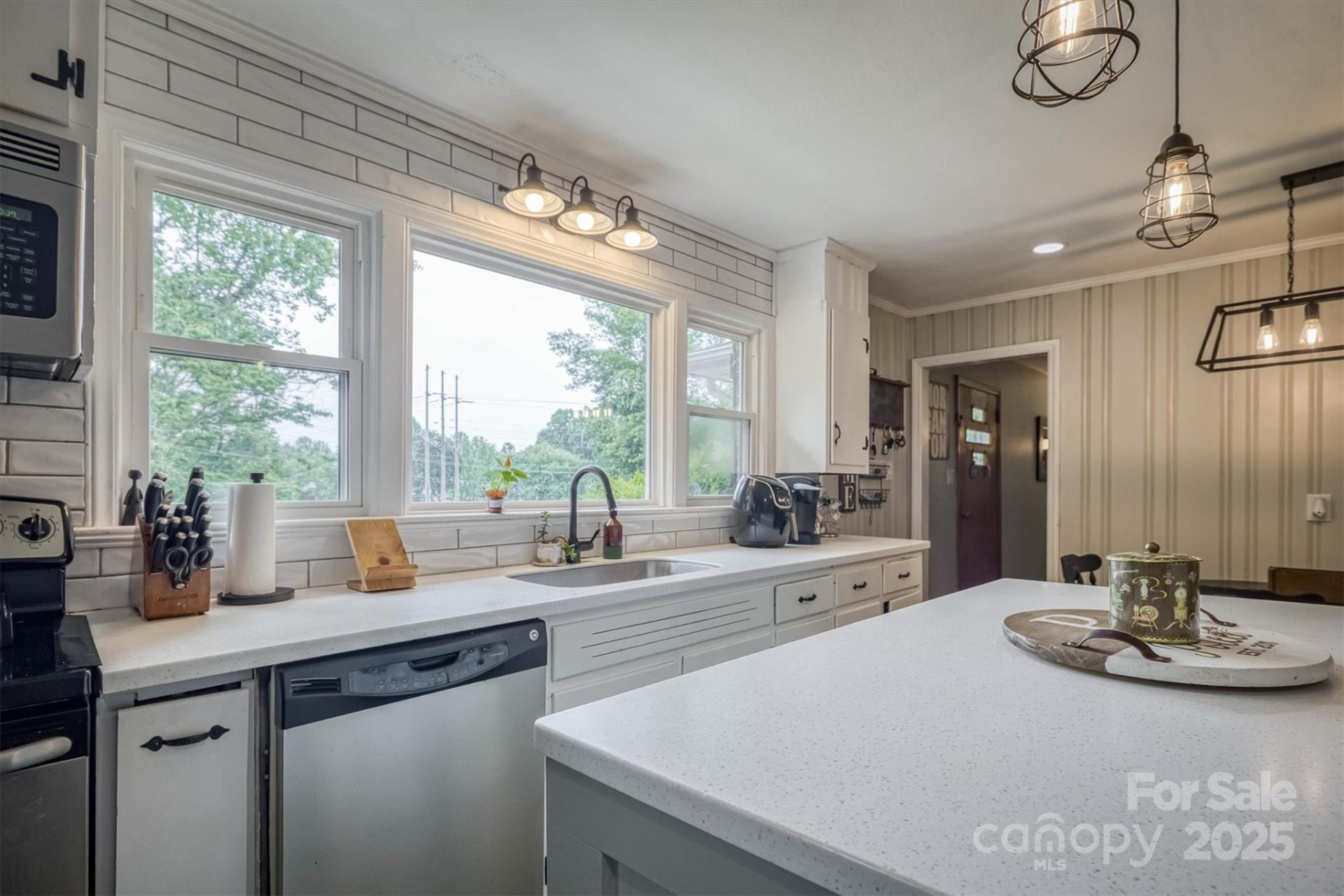 826 Jamestown Road - Photo 5