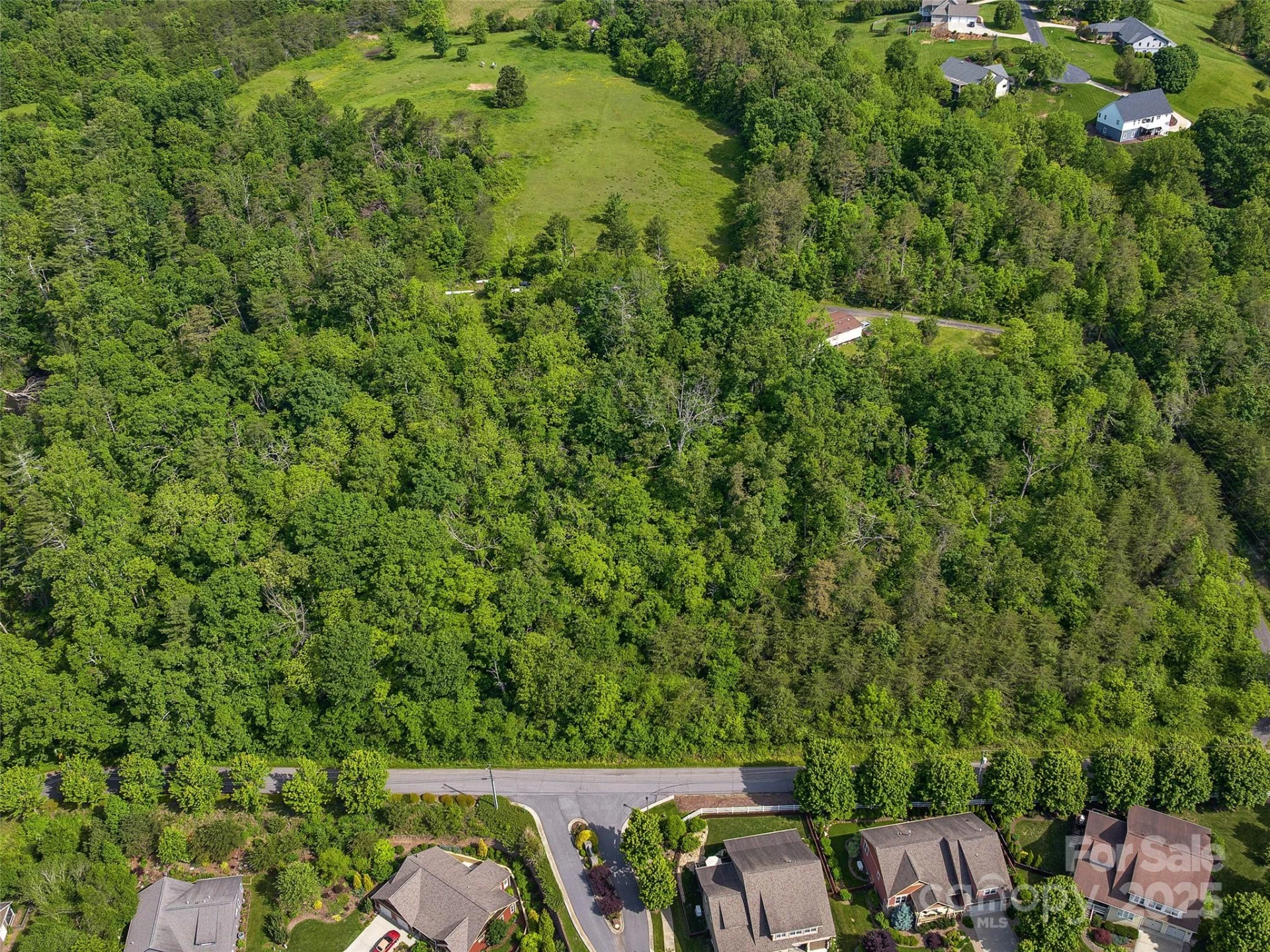 144 Pinebrook Road - Photo 8