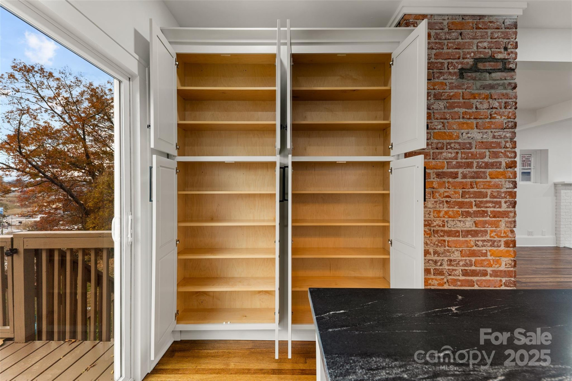 71 Buchanan Avenue - Photo 19