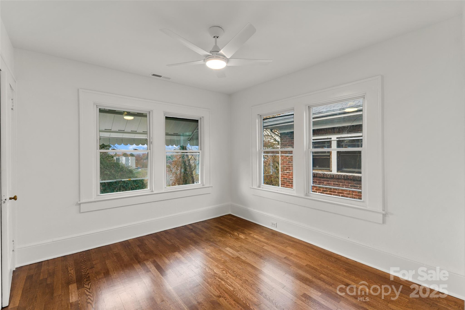 71 Buchanan Avenue - Photo 29