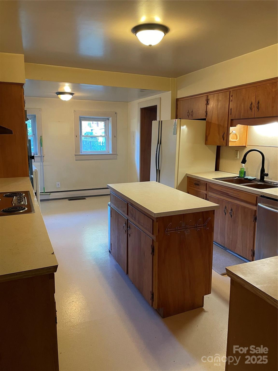 318 Academy Street - Photo 15