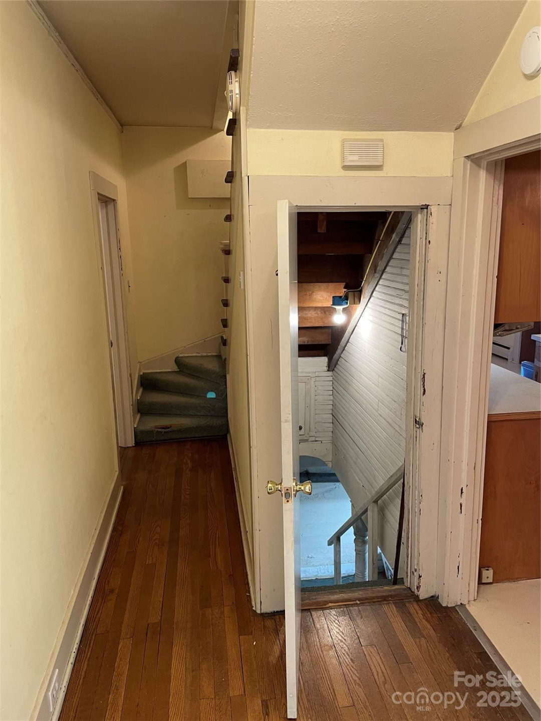 318 Academy Street - Photo 33