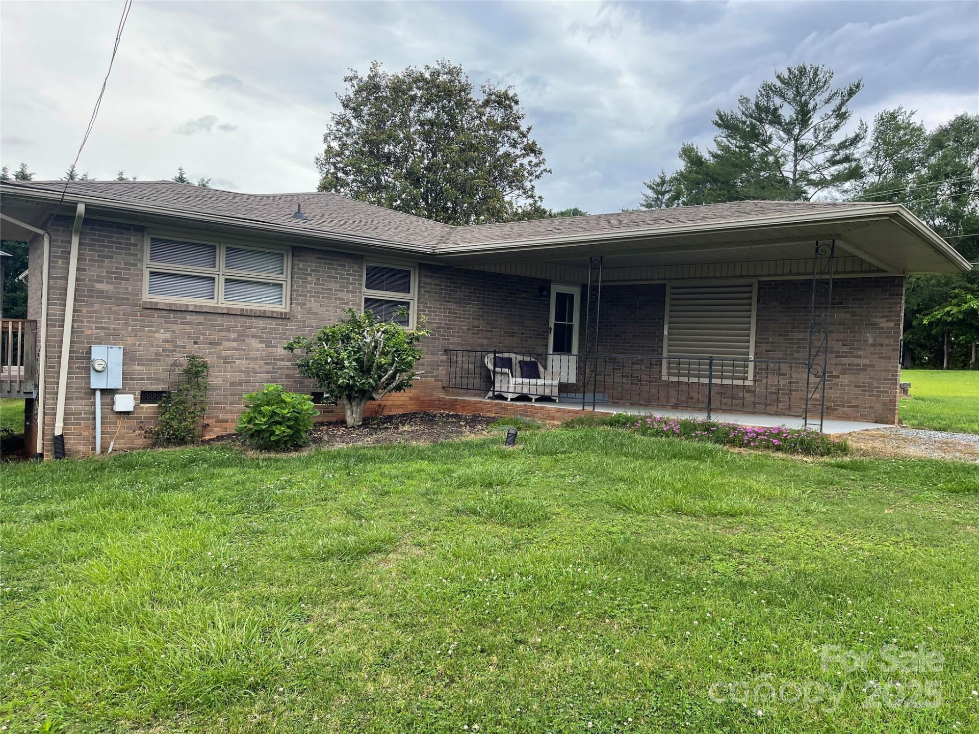 114 Aqua Drive - Photo 2