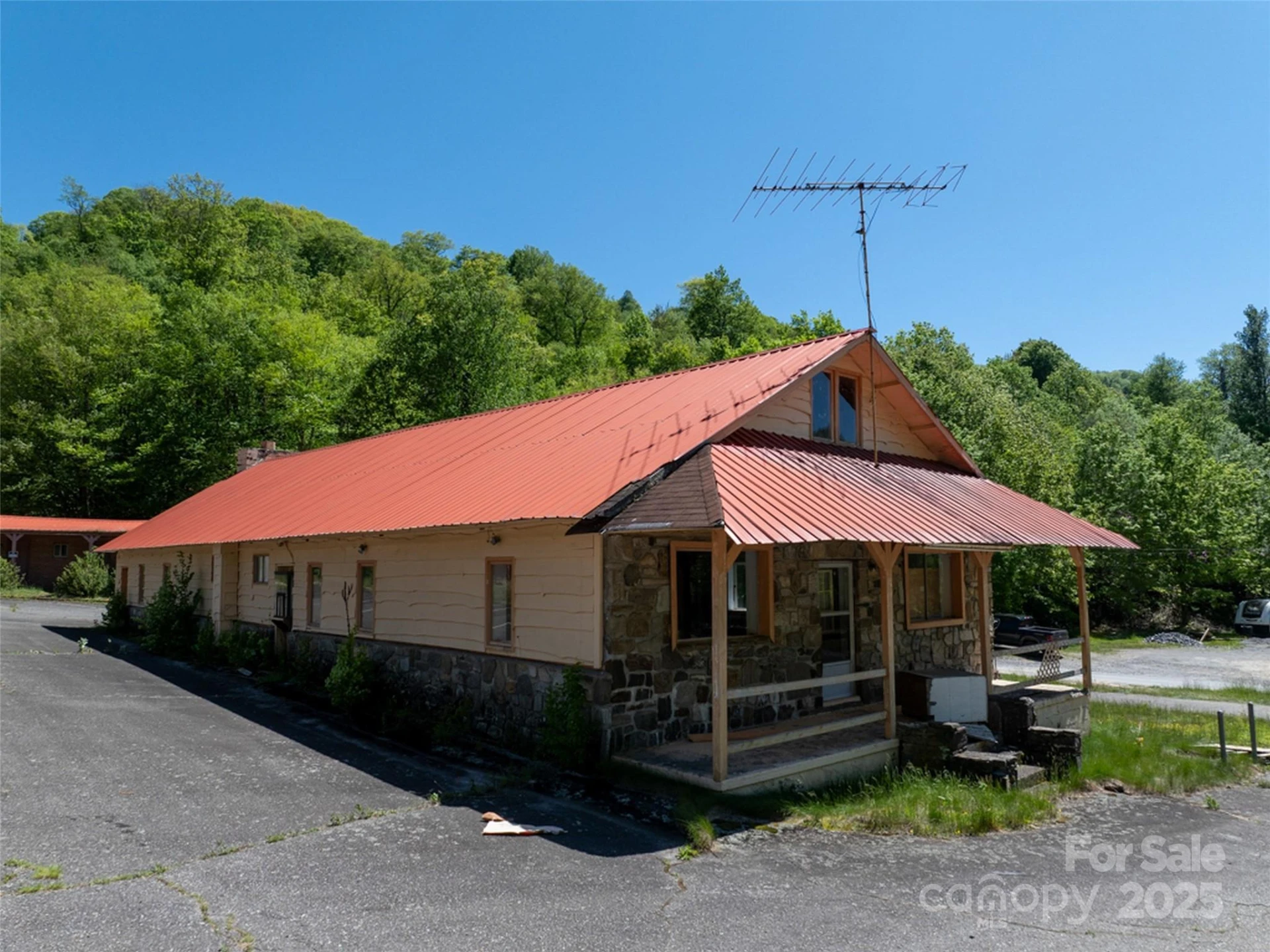 11242 US 19 Highway - Photo 11