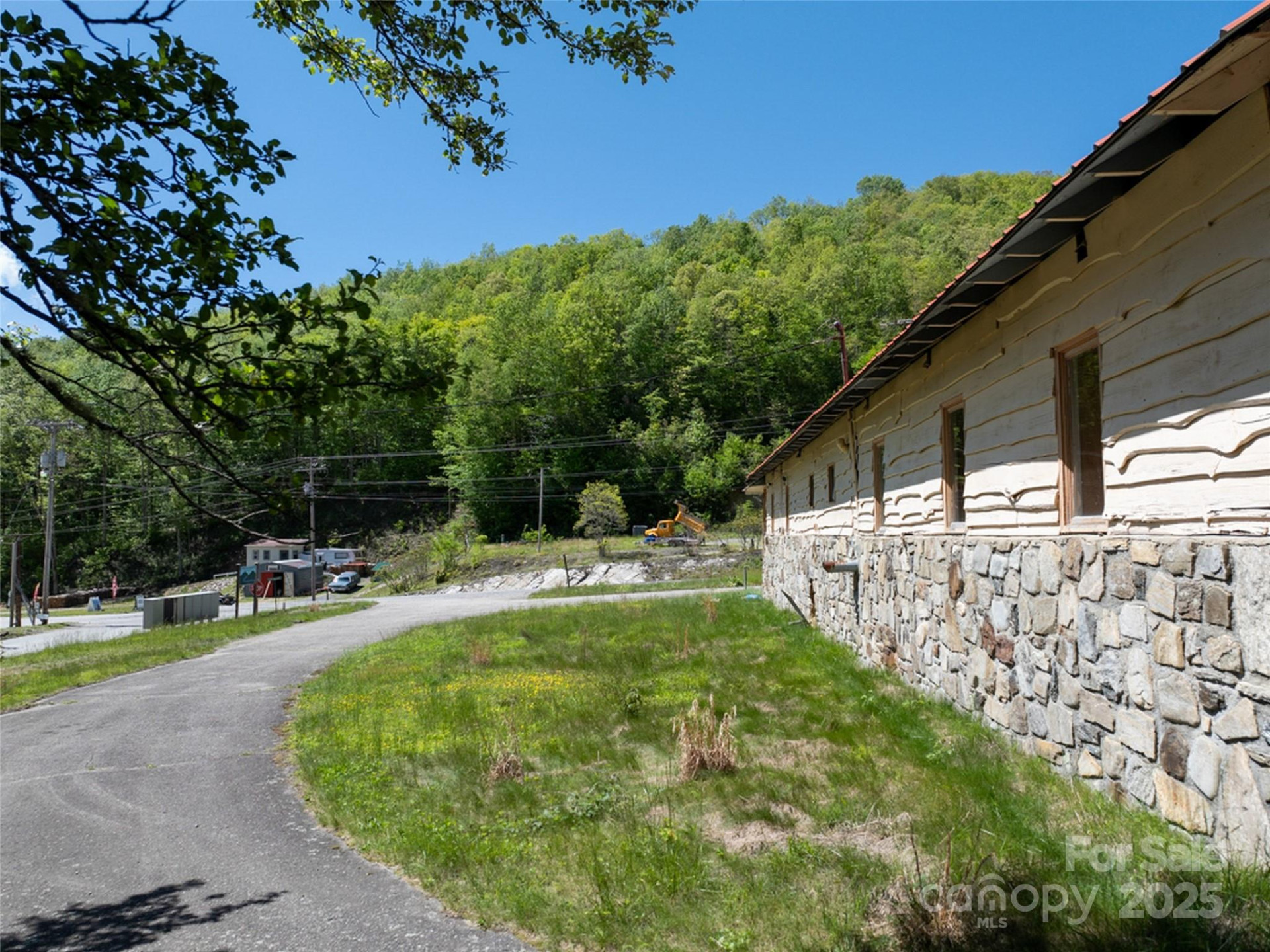 11242 US 19 Highway - Photo 8