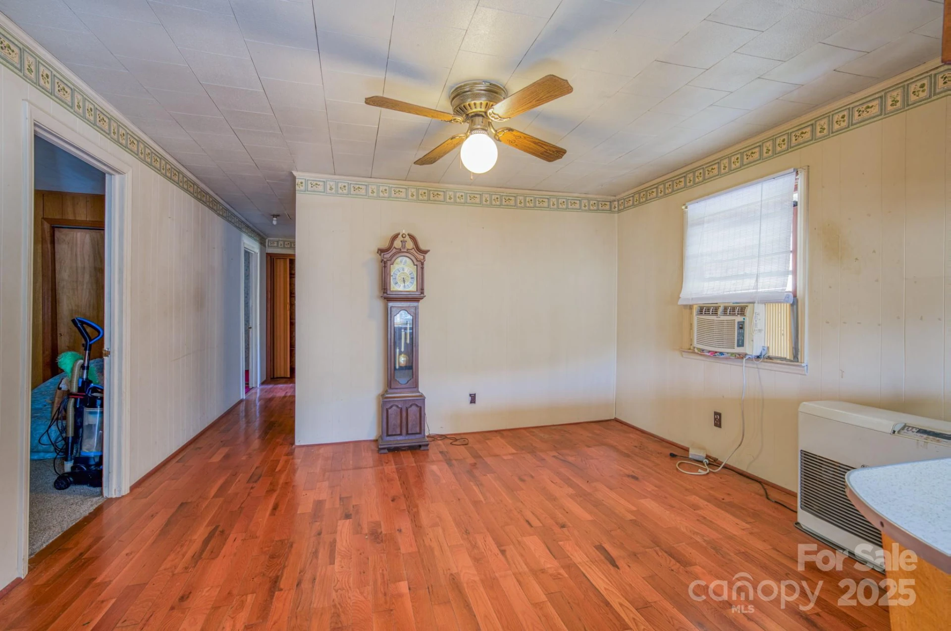 318 Monticello Road - Photo 8