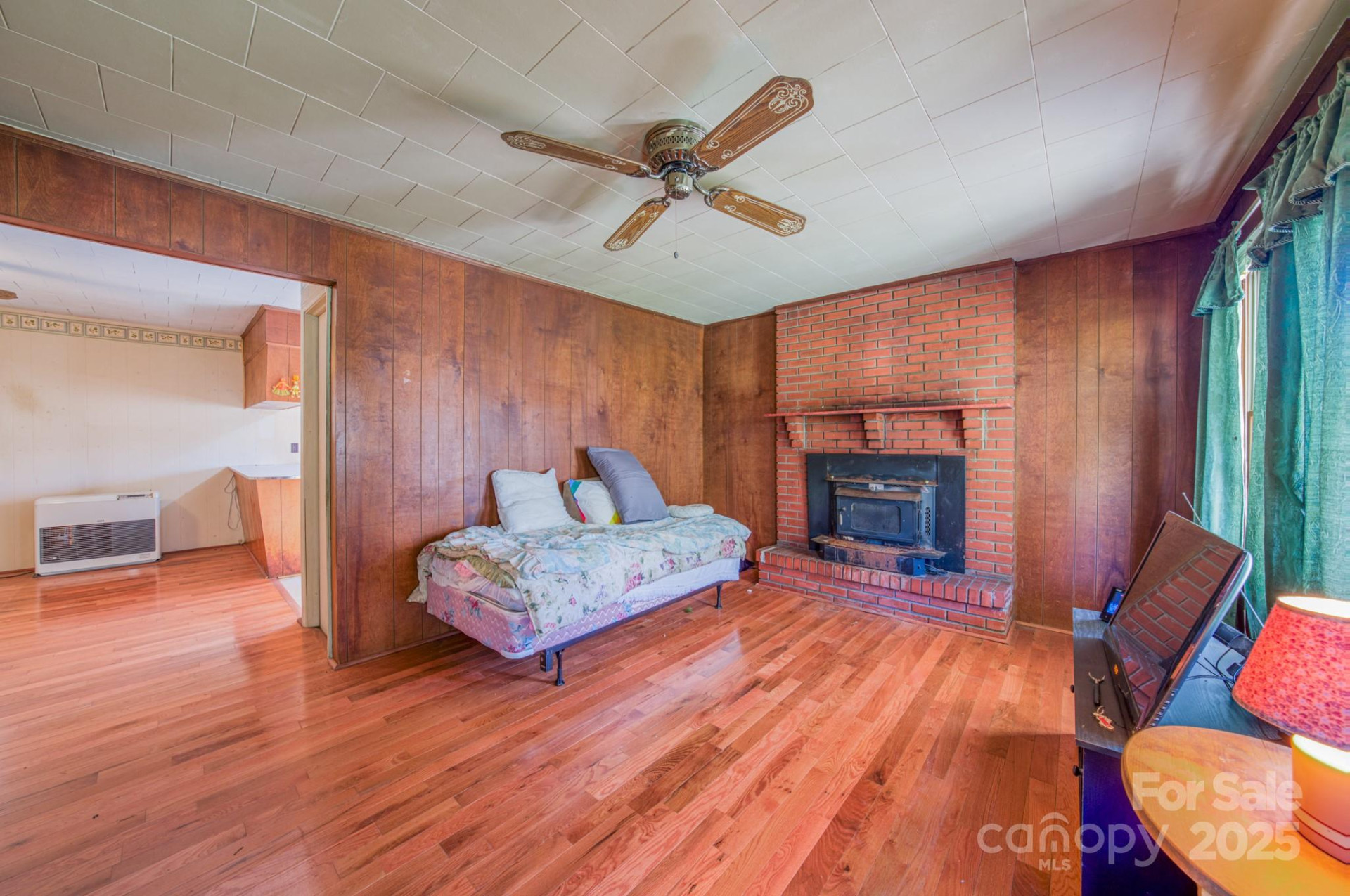 318 Monticello Road - Photo 16