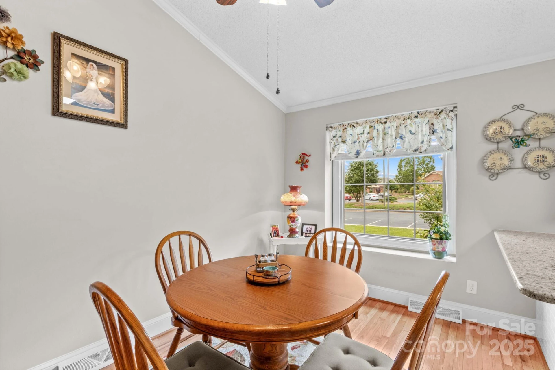 402 Swaim Court - Photo 14