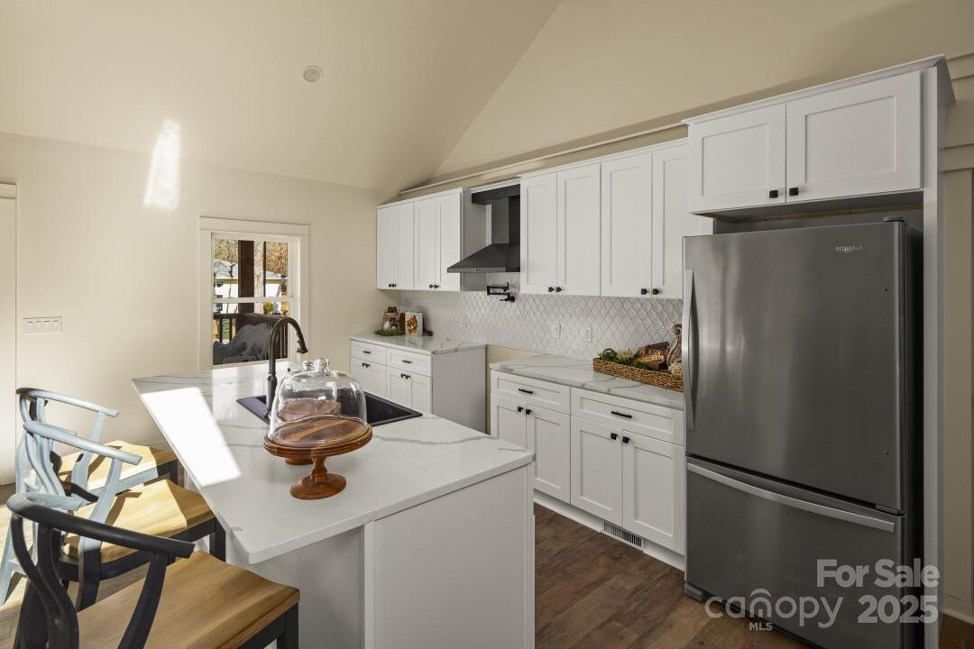 227 Ashmore Avenue - Photo 9