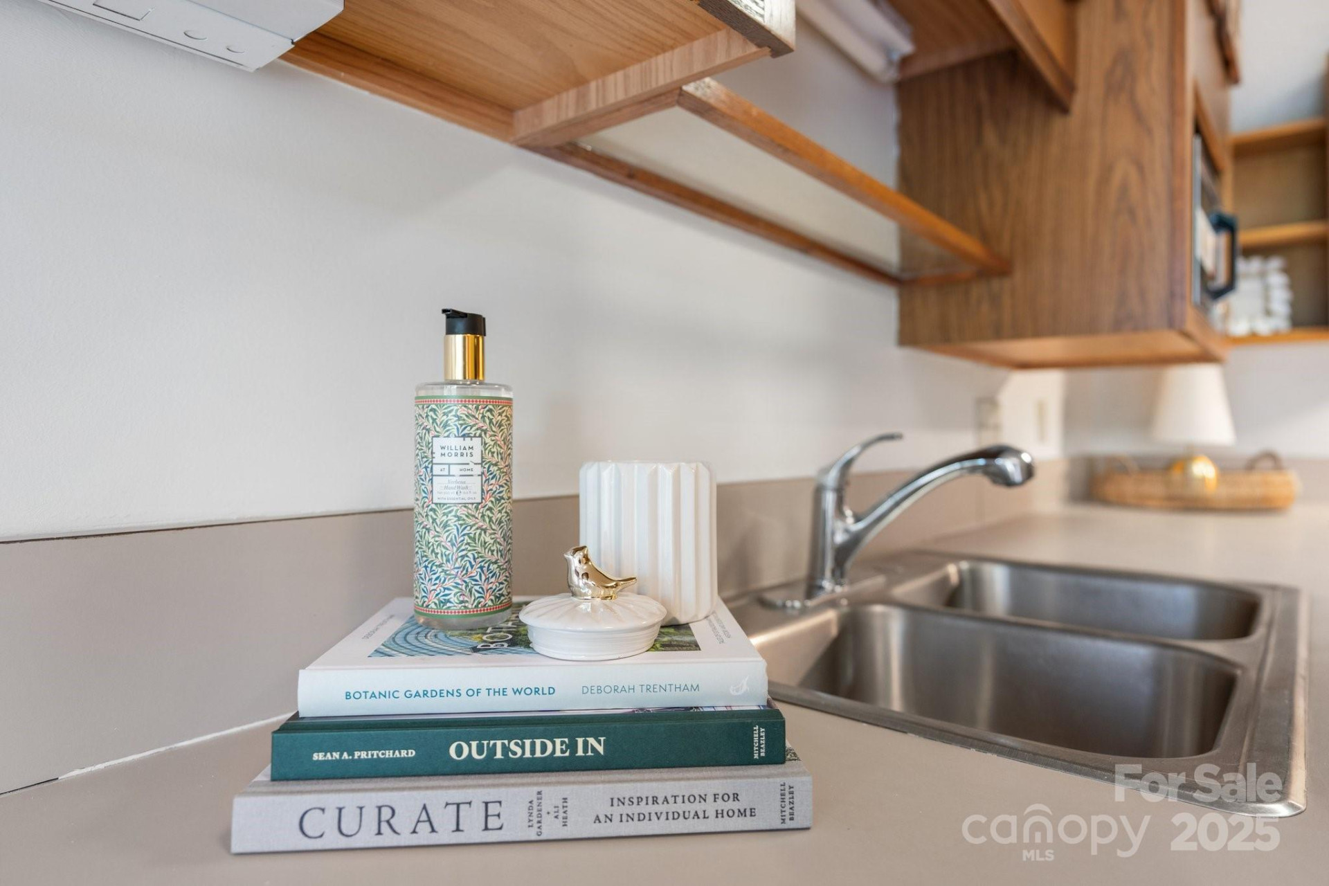 220 West Park Drive - Photo 21