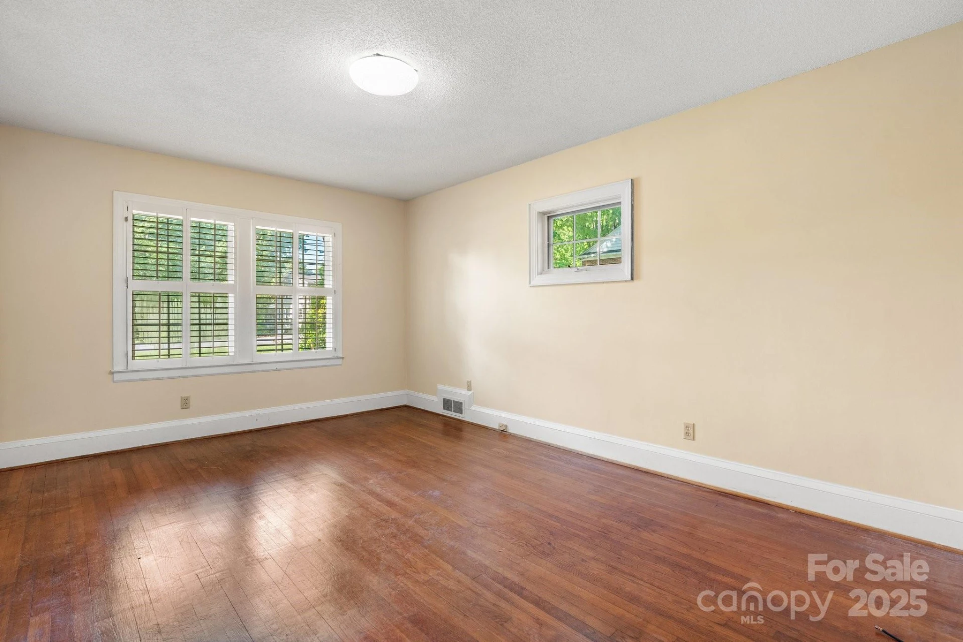 220 West Park Drive - Photo 27