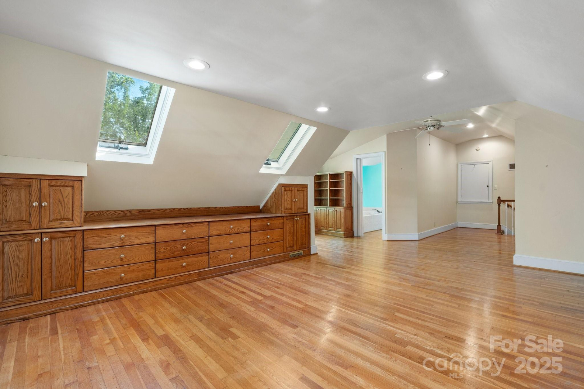 220 West Park Drive - Photo 36