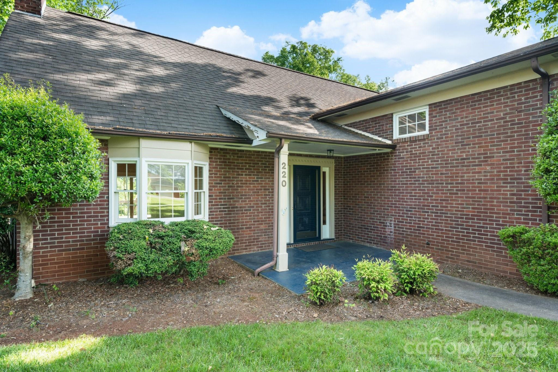 220 West Park Drive - Photo 5