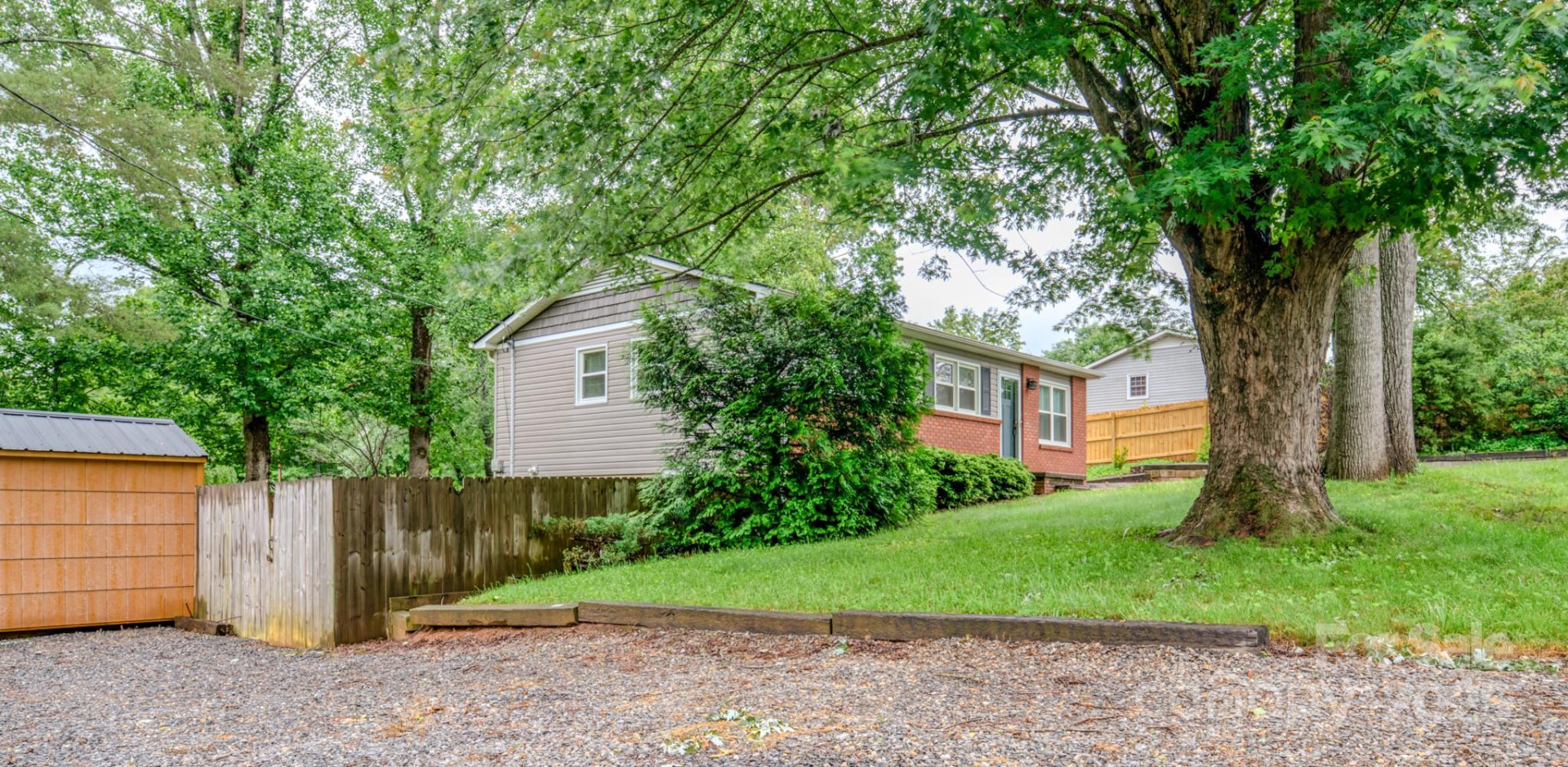 109 Chapman Drive - Photo 12