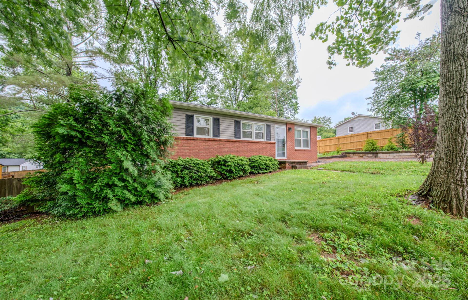109 Chapman Drive - Photo 14