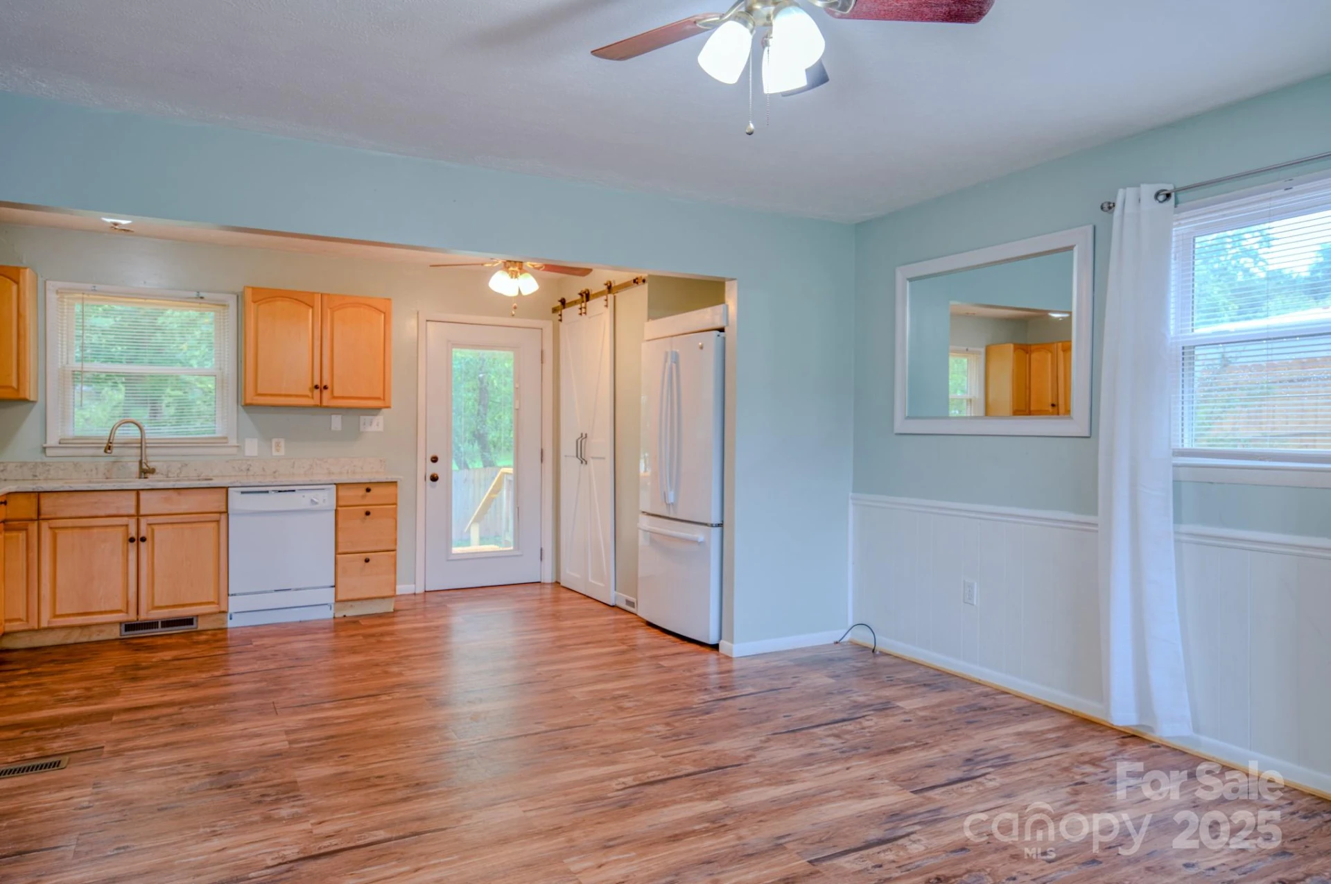 109 Chapman Drive - Photo 33