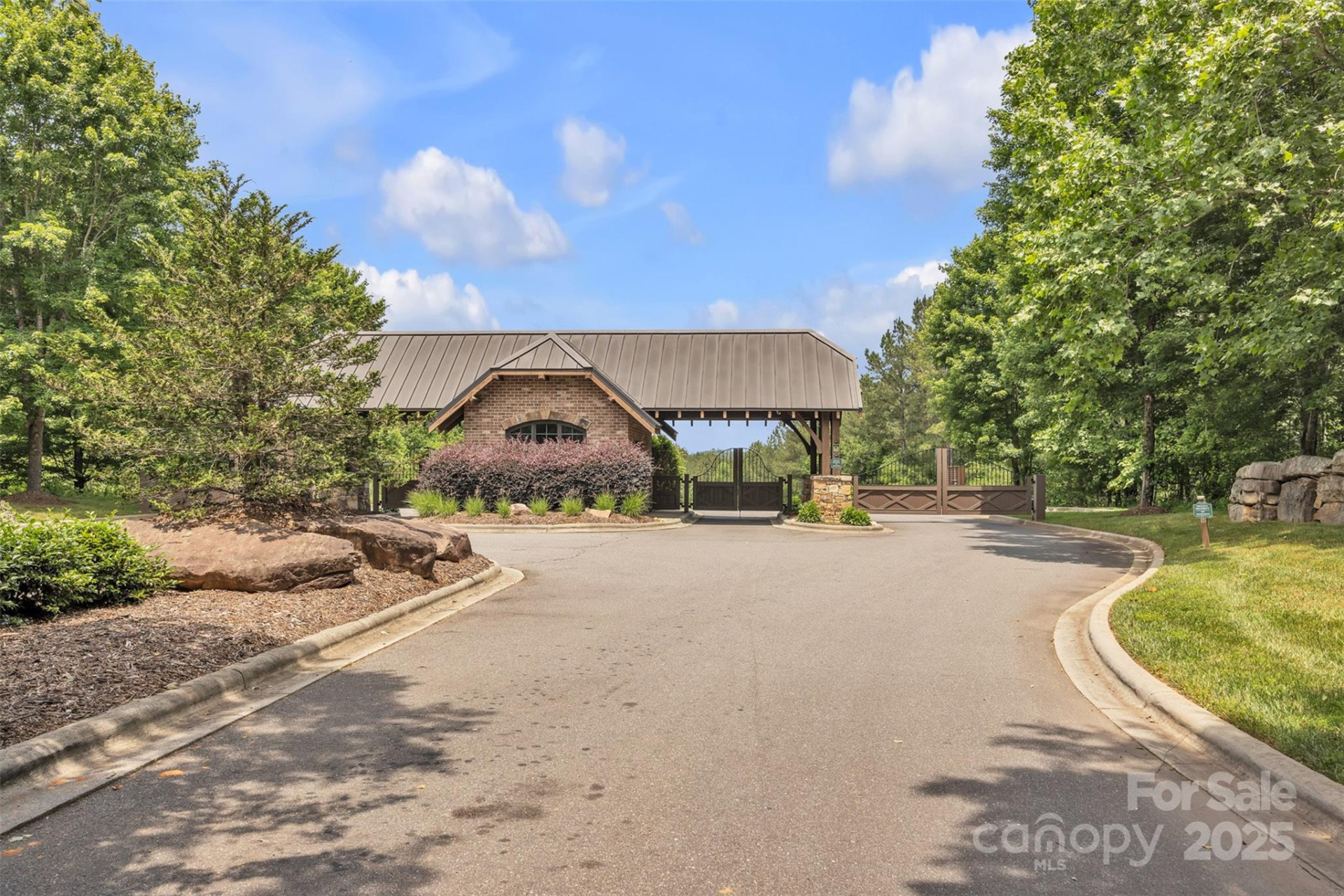 486 Settings Boulevard #252 - Photo 10