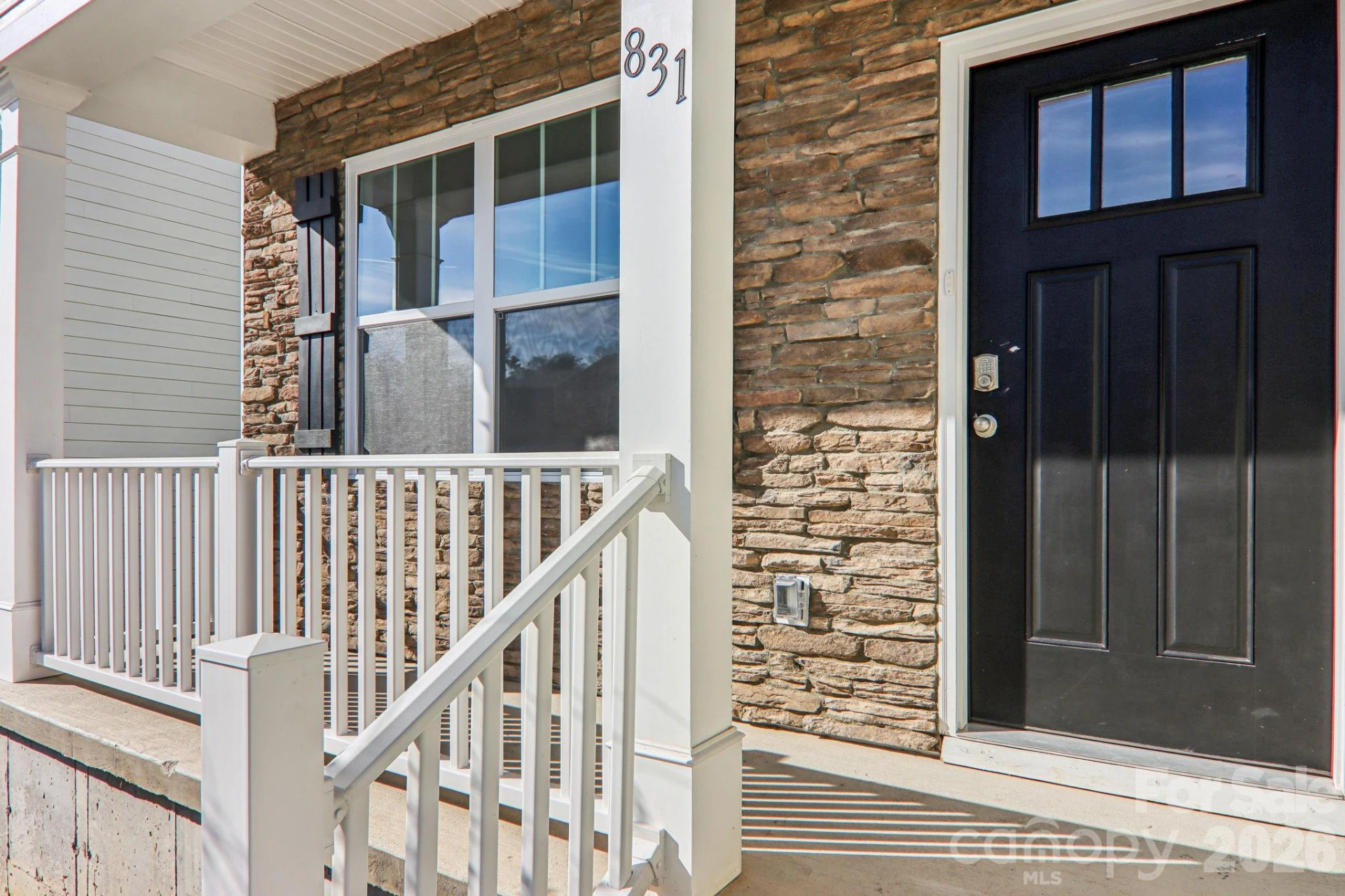 831 Adelston Lane - Photo 4