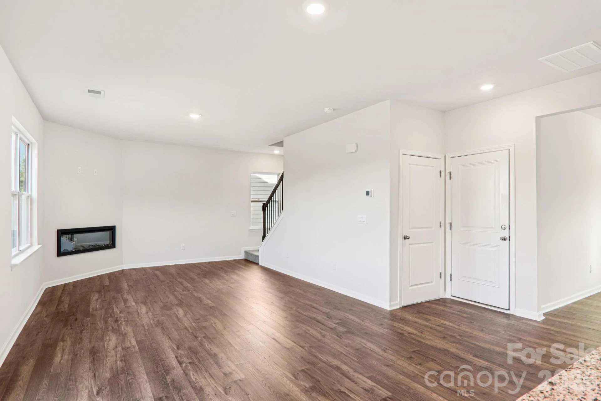 831 Adelston Lane - Photo 7