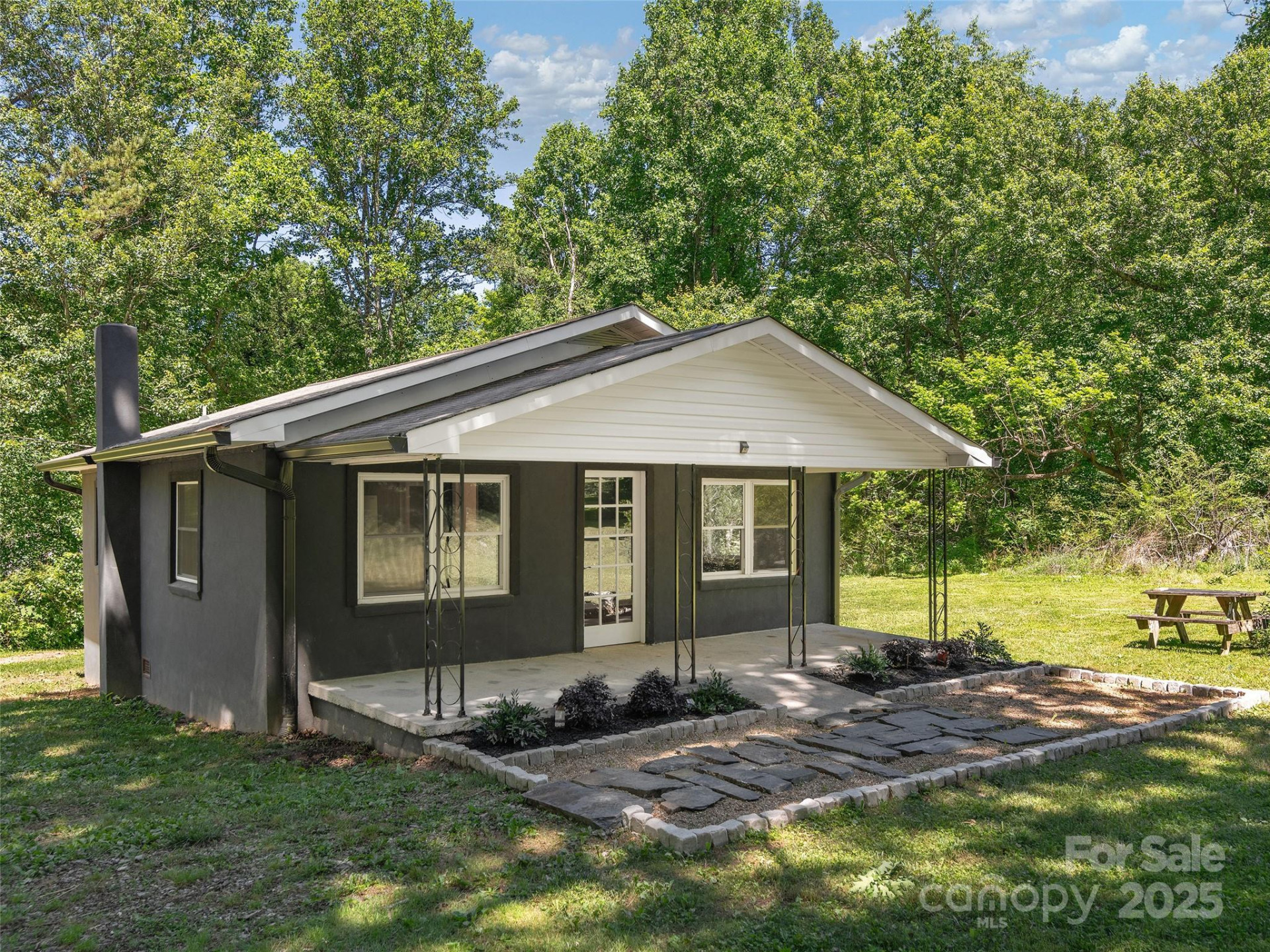 15 Burtiller Lane - Photo 2
