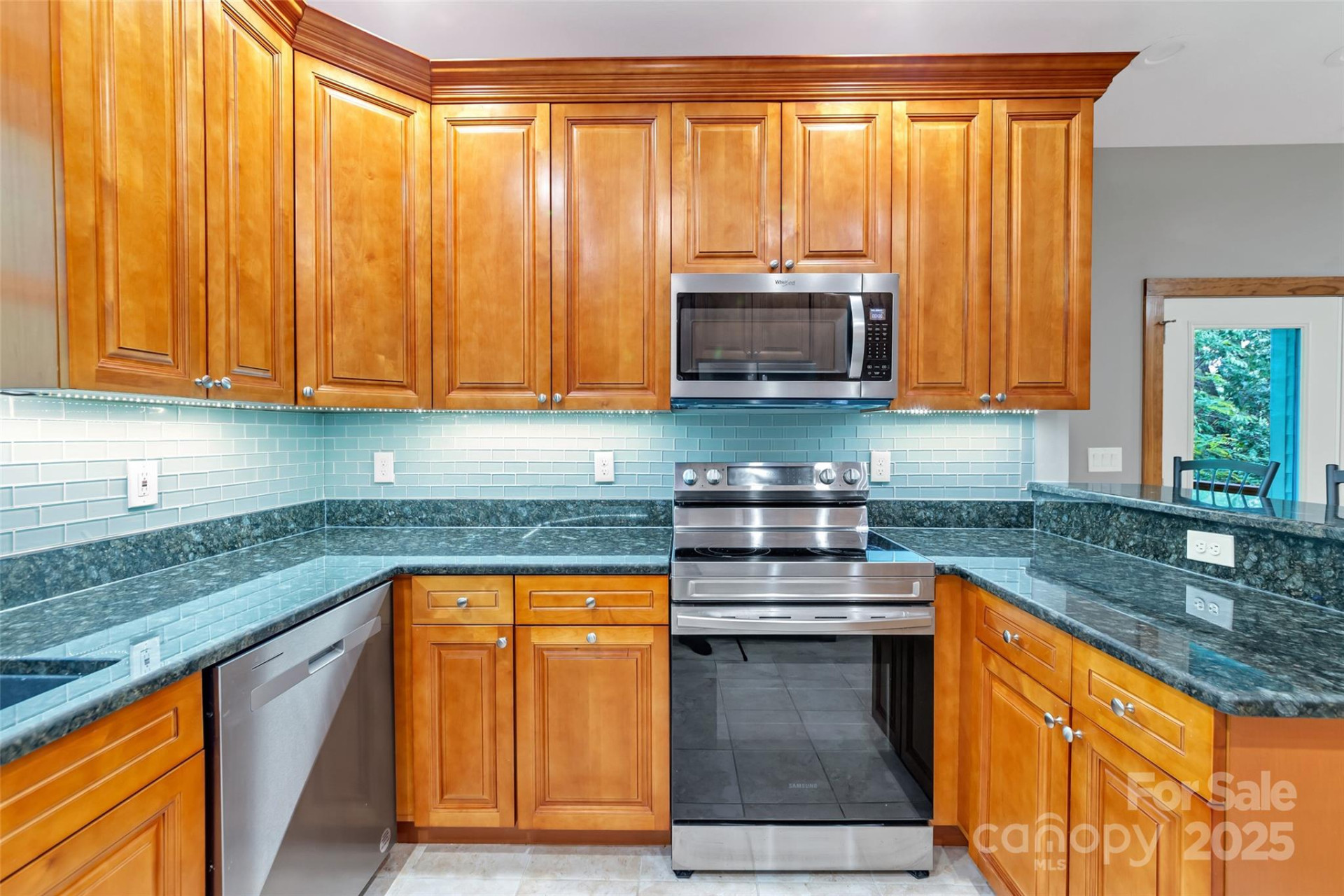 220 Rainbow Terrace - Photo 15