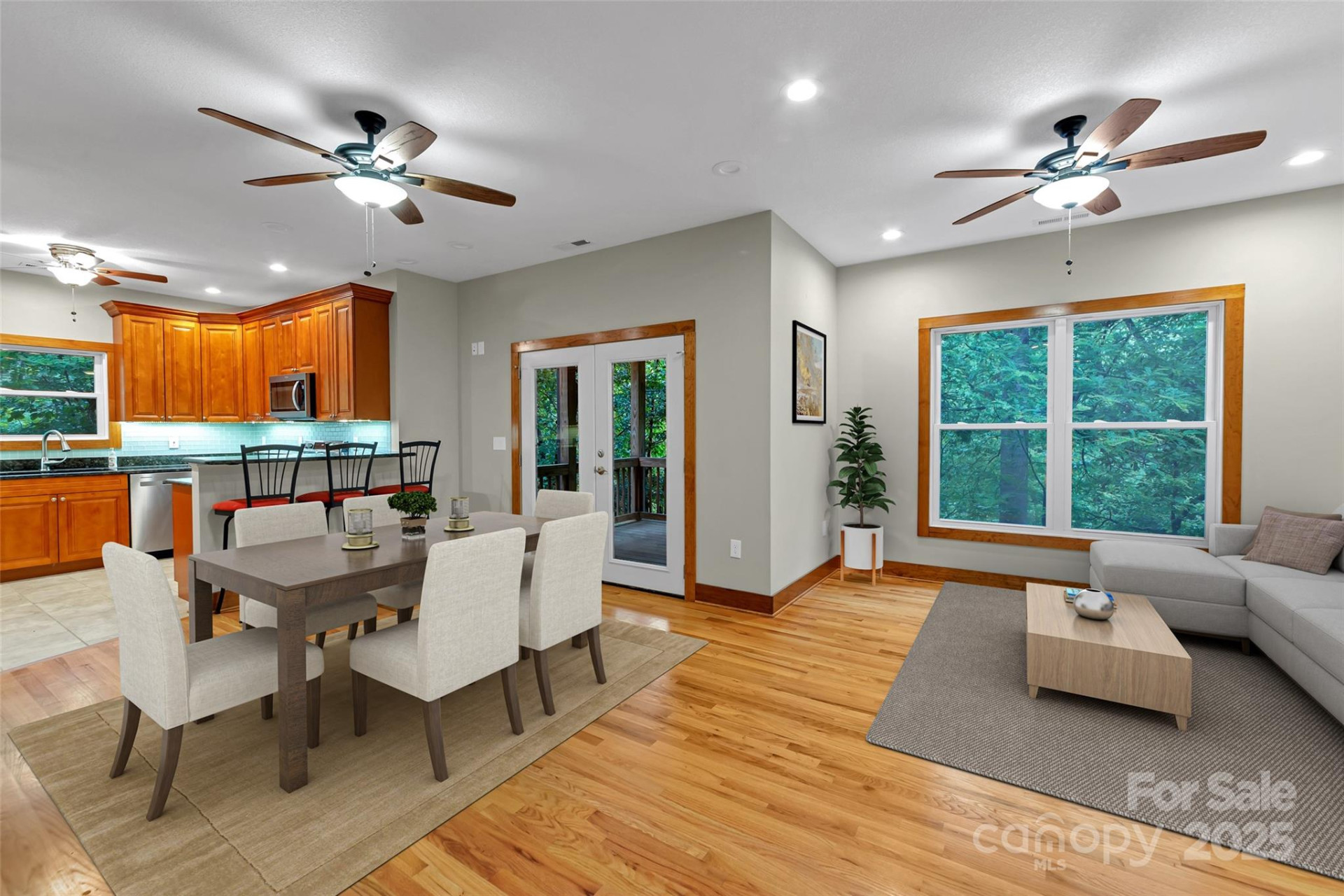 220 Rainbow Terrace - Photo 3