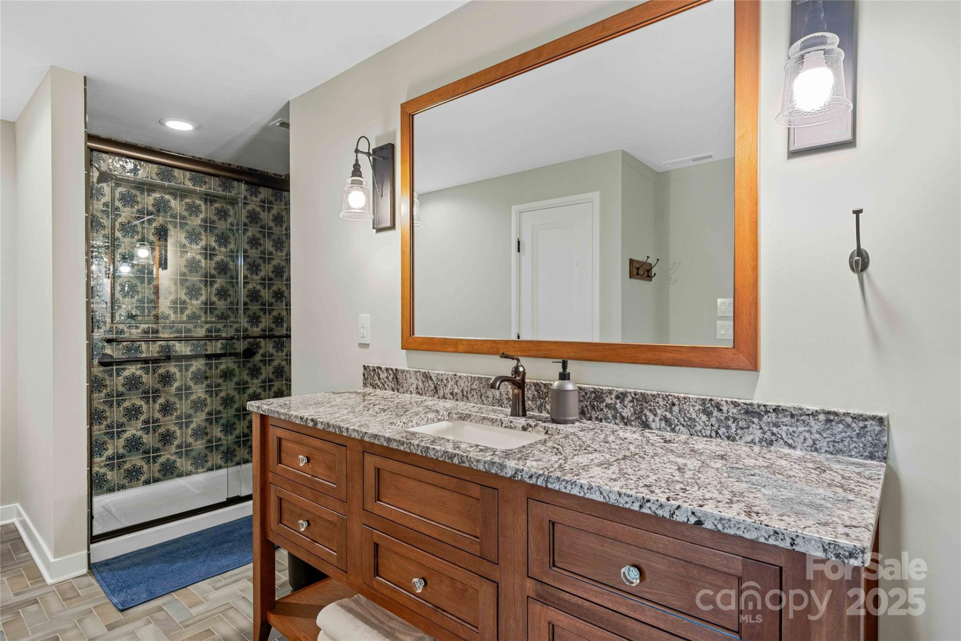 400 Kings Drive - Photo 16