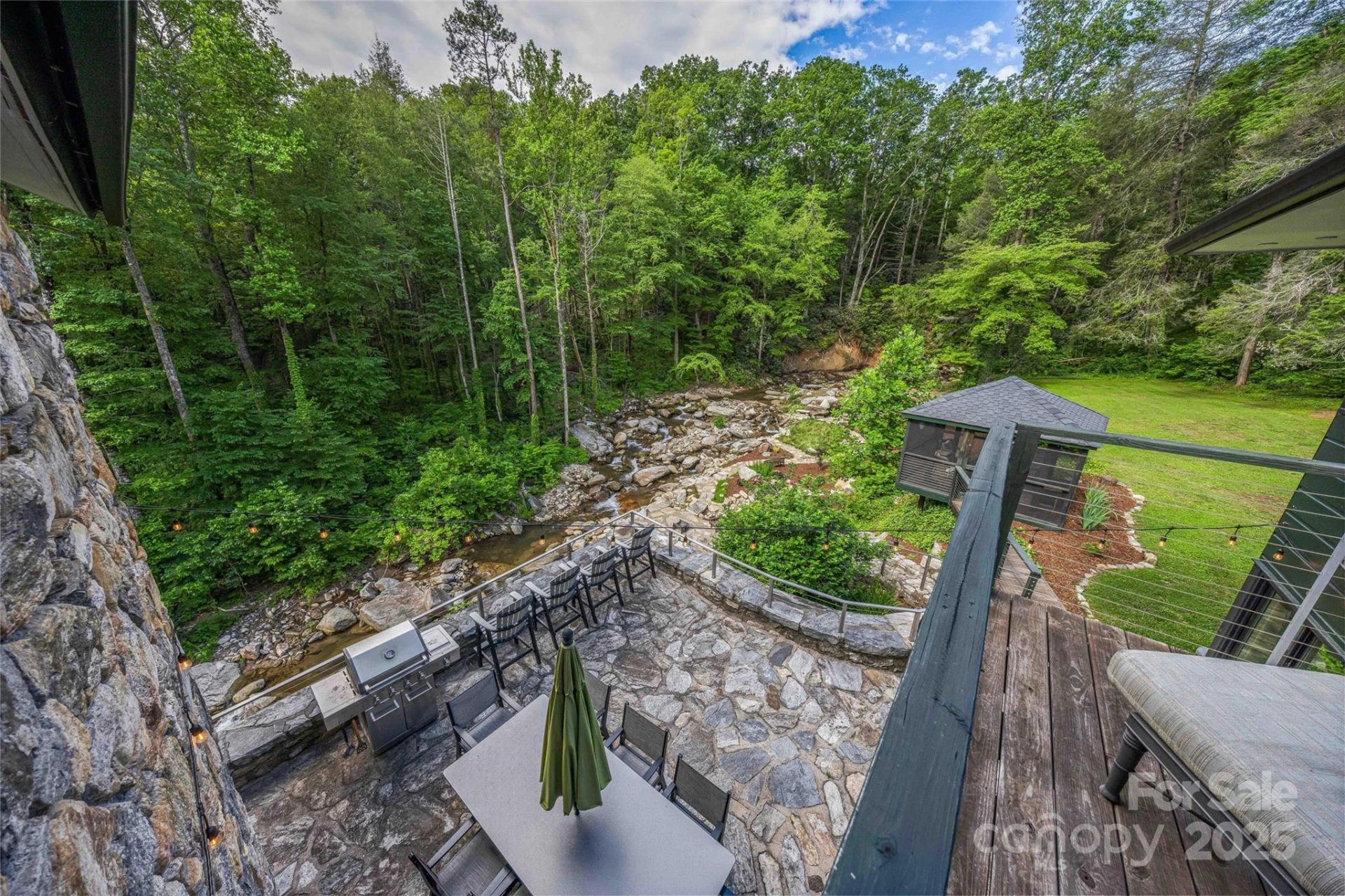 400 Kings Drive - Photo 18