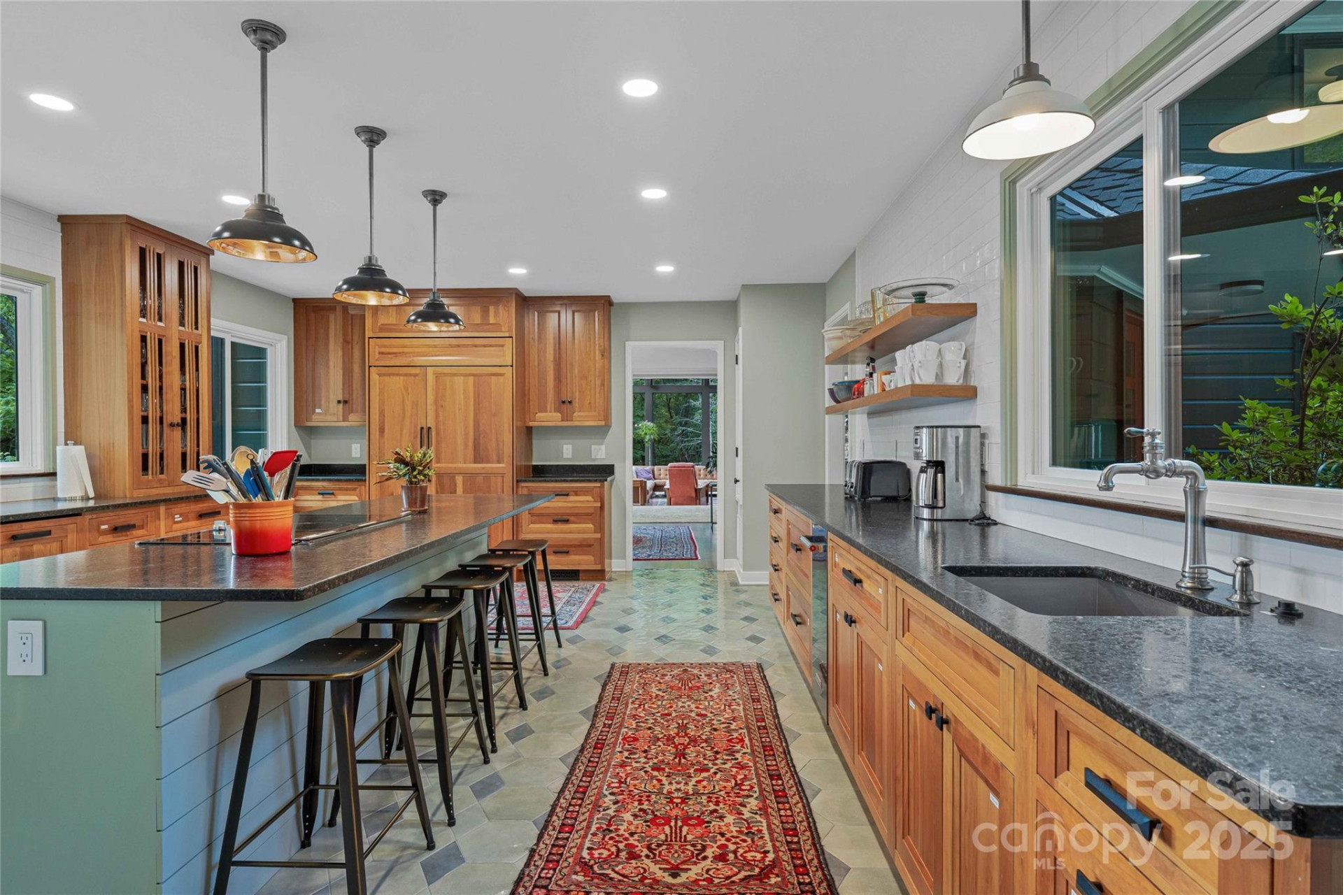 400 Kings Drive - Photo 9