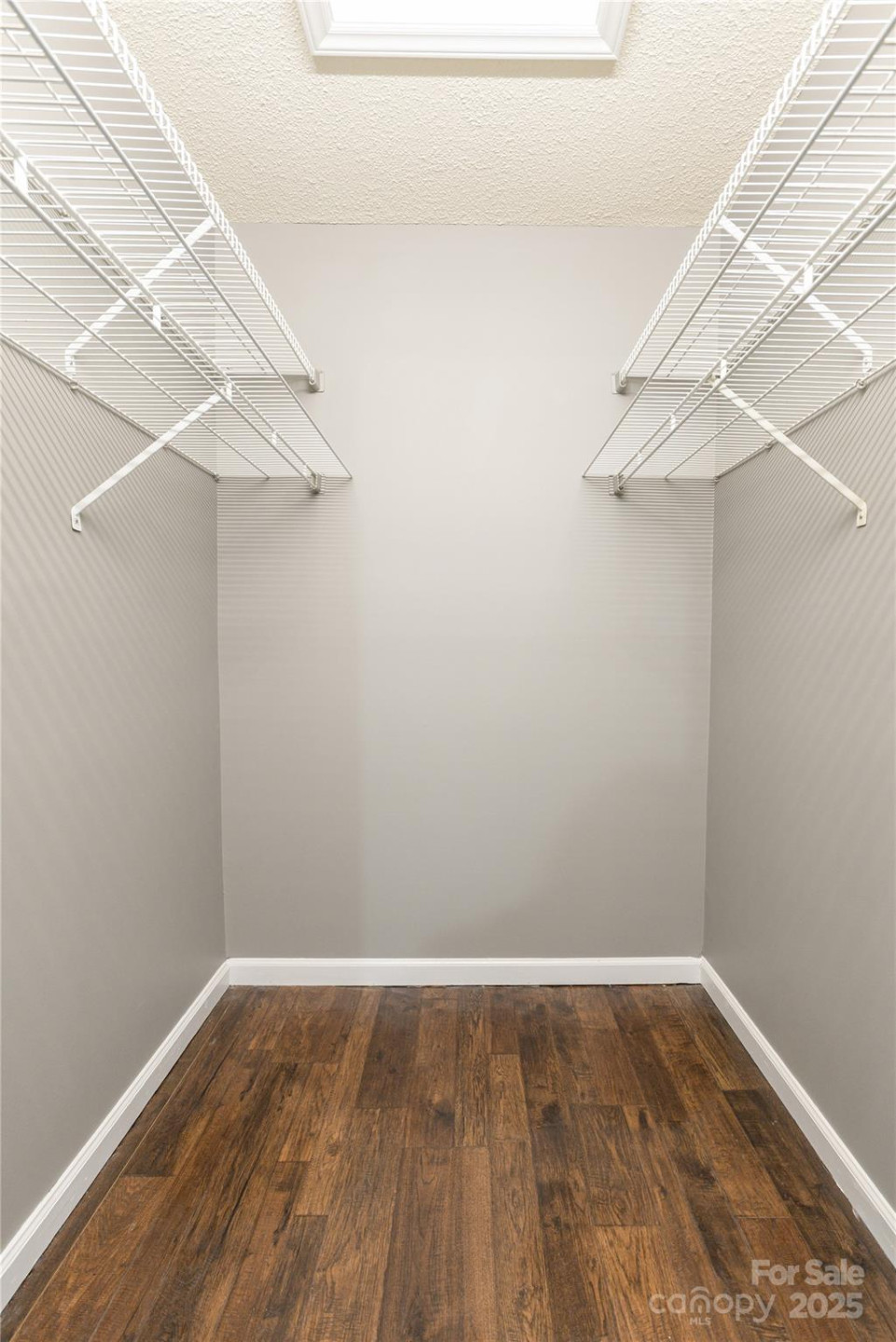 608 Surrey Glen Circle - Photo 18