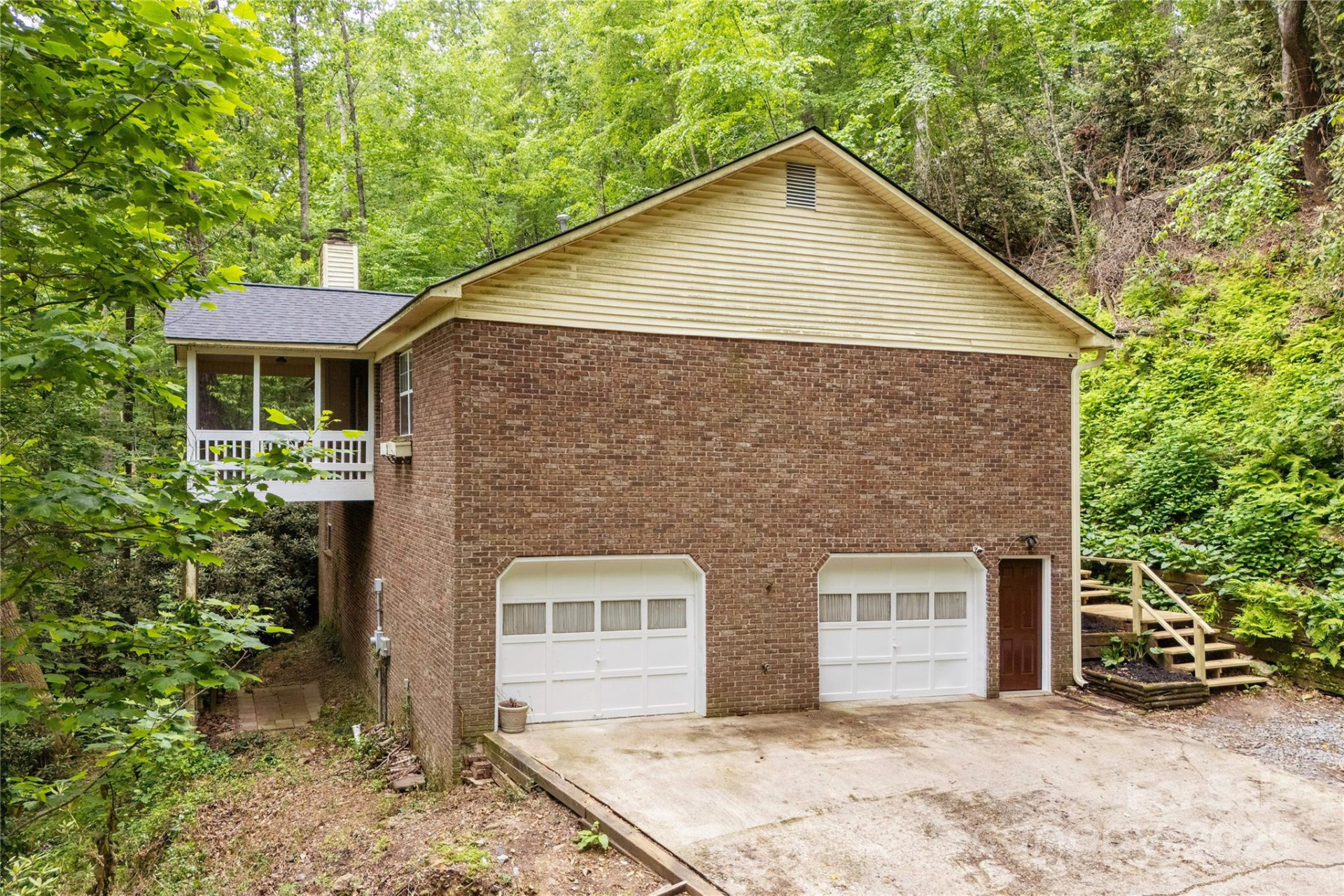 608 Surrey Glen Circle - Photo 4