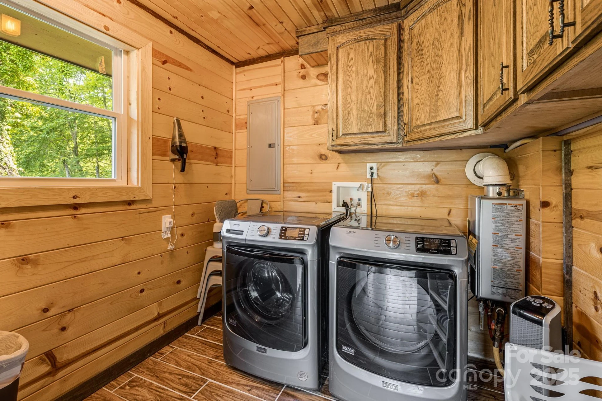 6541 Grassy Branch Road - Photo 9