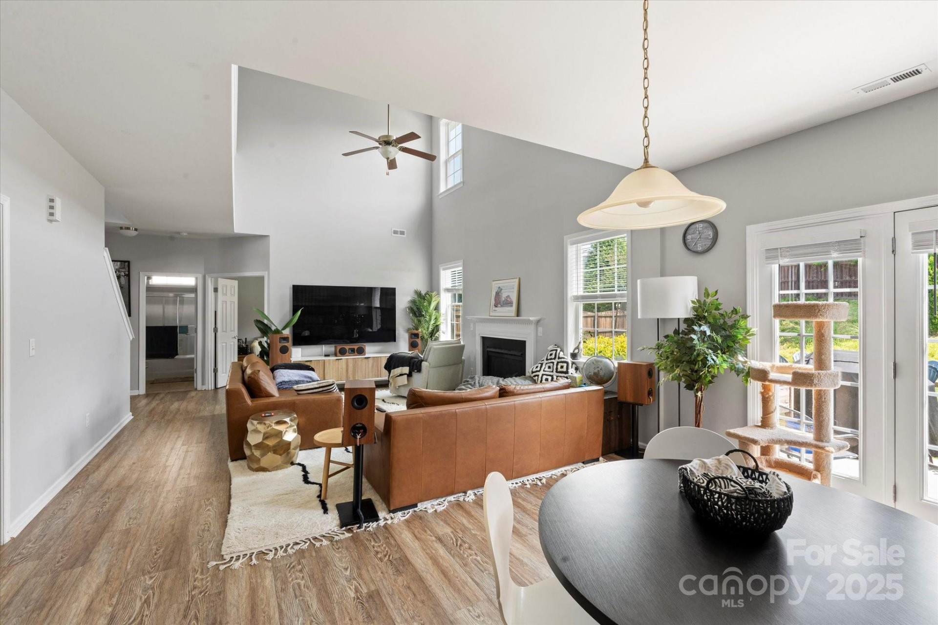 197 Roanoke Road - Photo 5