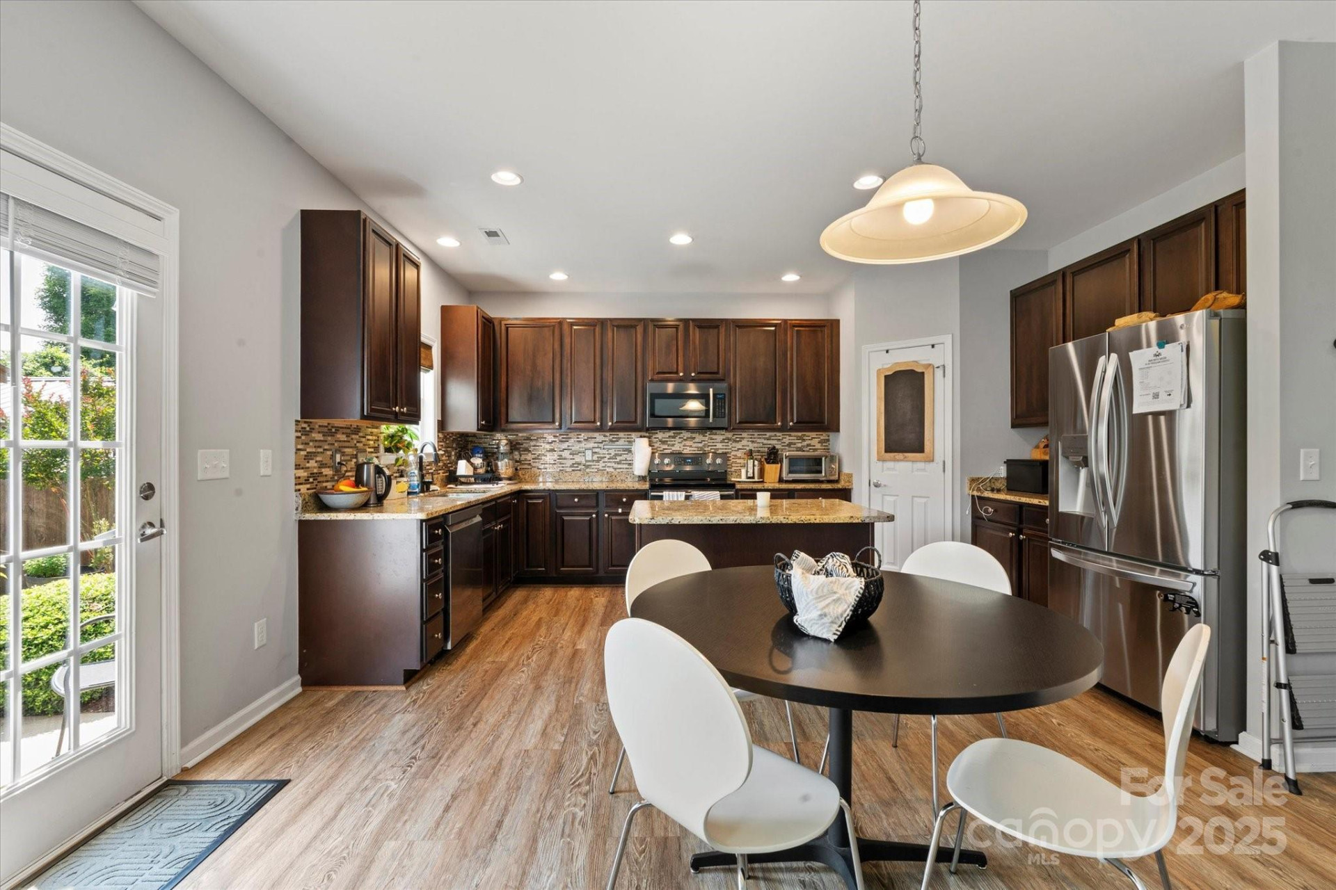 197 Roanoke Road - Photo 8