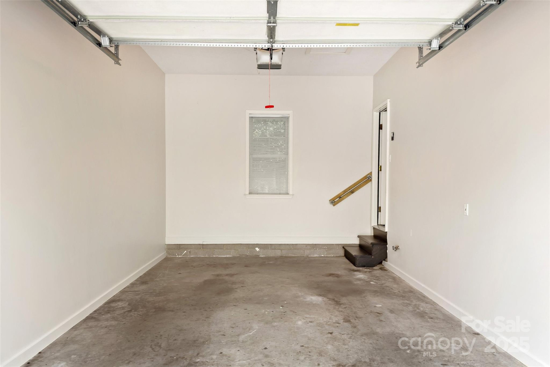 1 Teresa Way - Photo 32