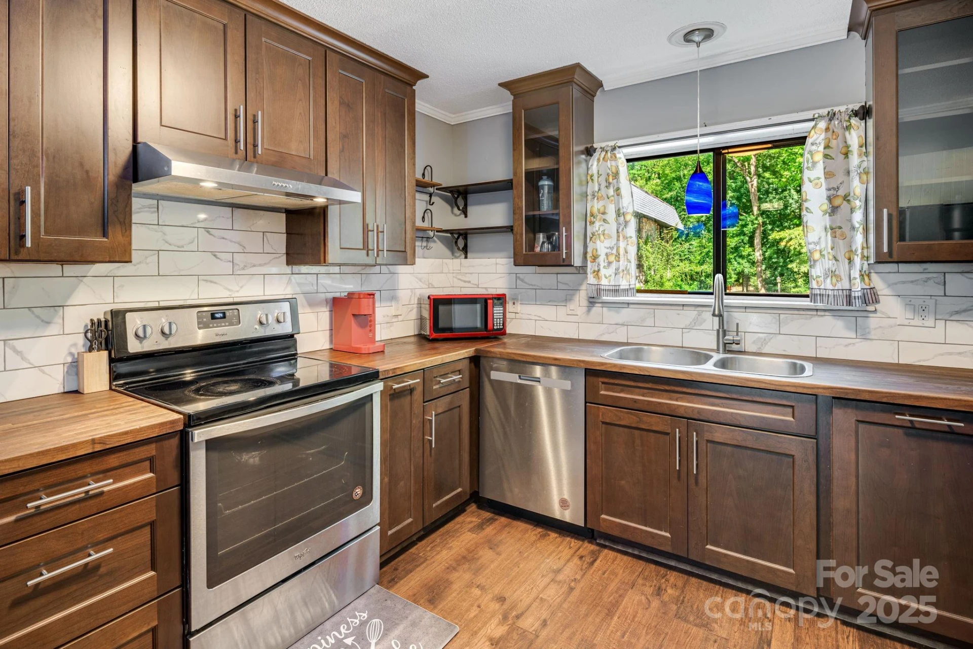 15 Lake Drive #D2 - Photo 12