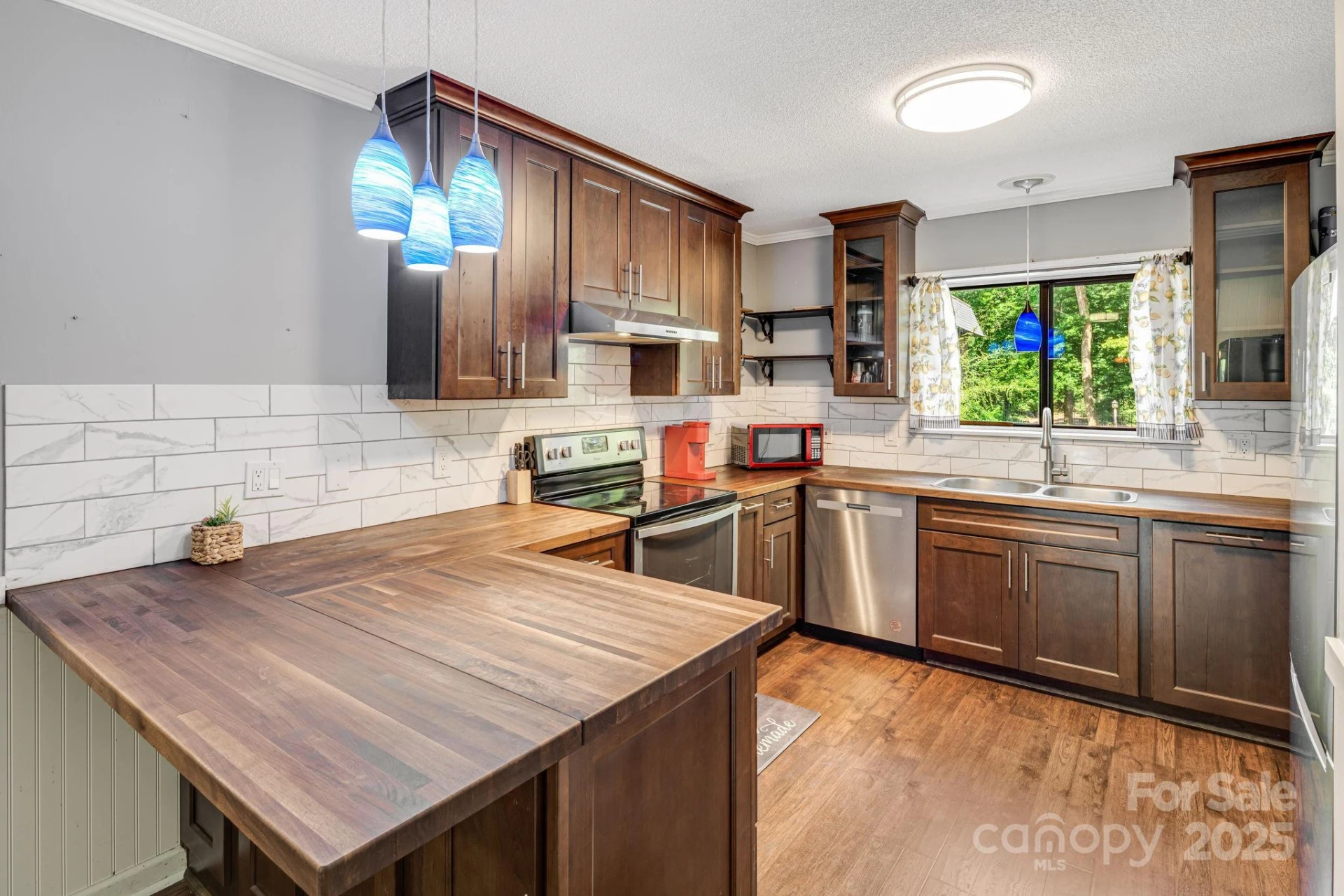 15 Lake Drive #D2 - Photo 14