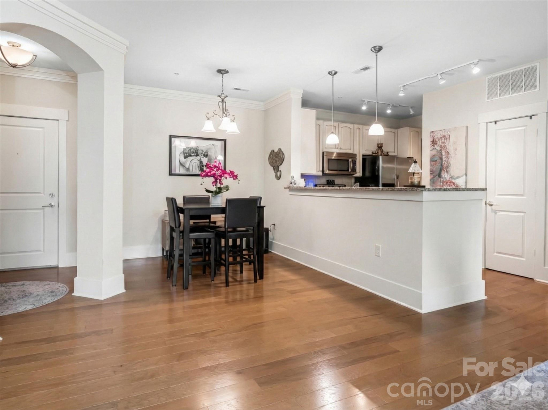 5 Farleigh Street #206 - Photo 7