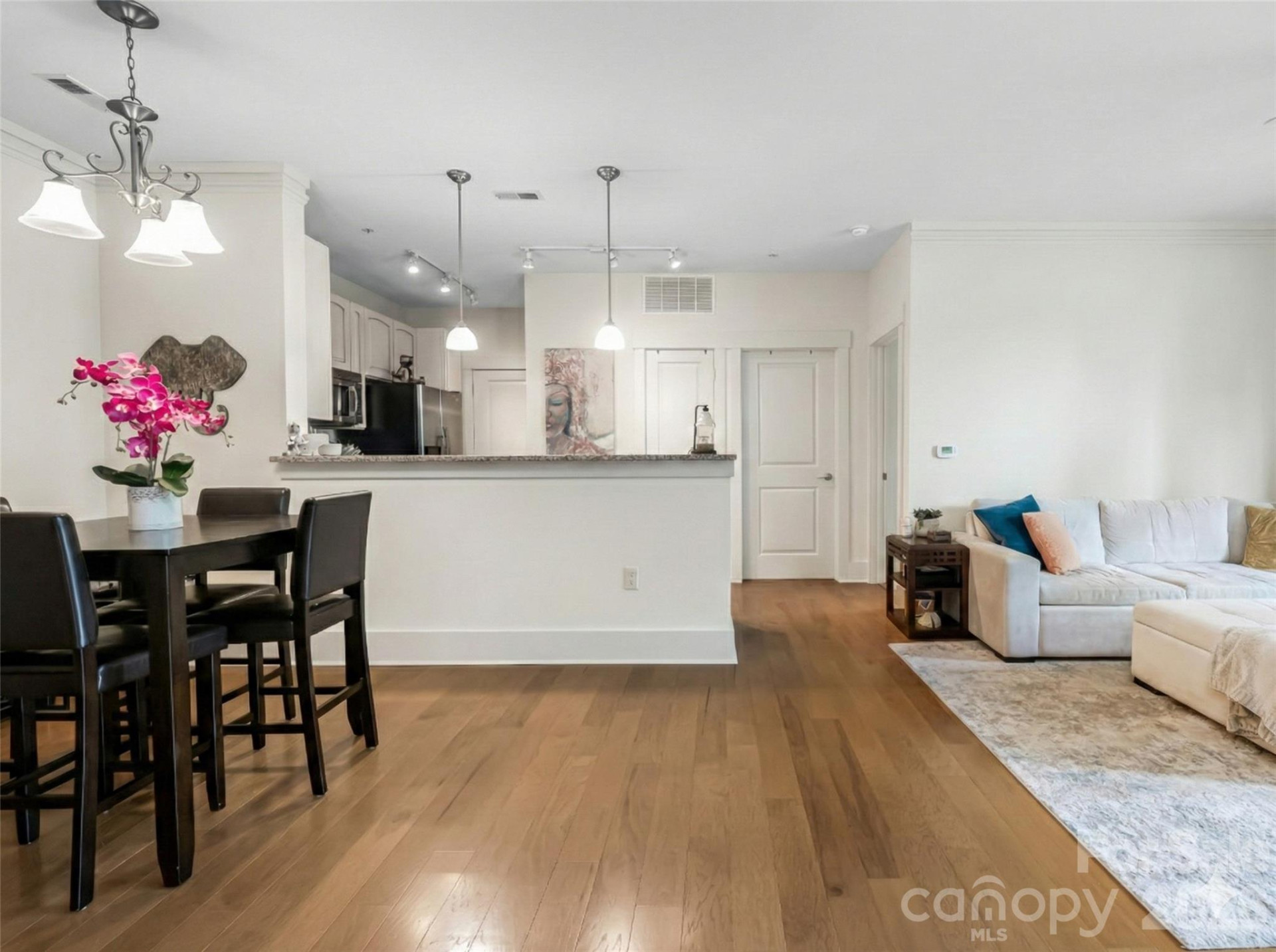 5 Farleigh Street #206 - Photo 9