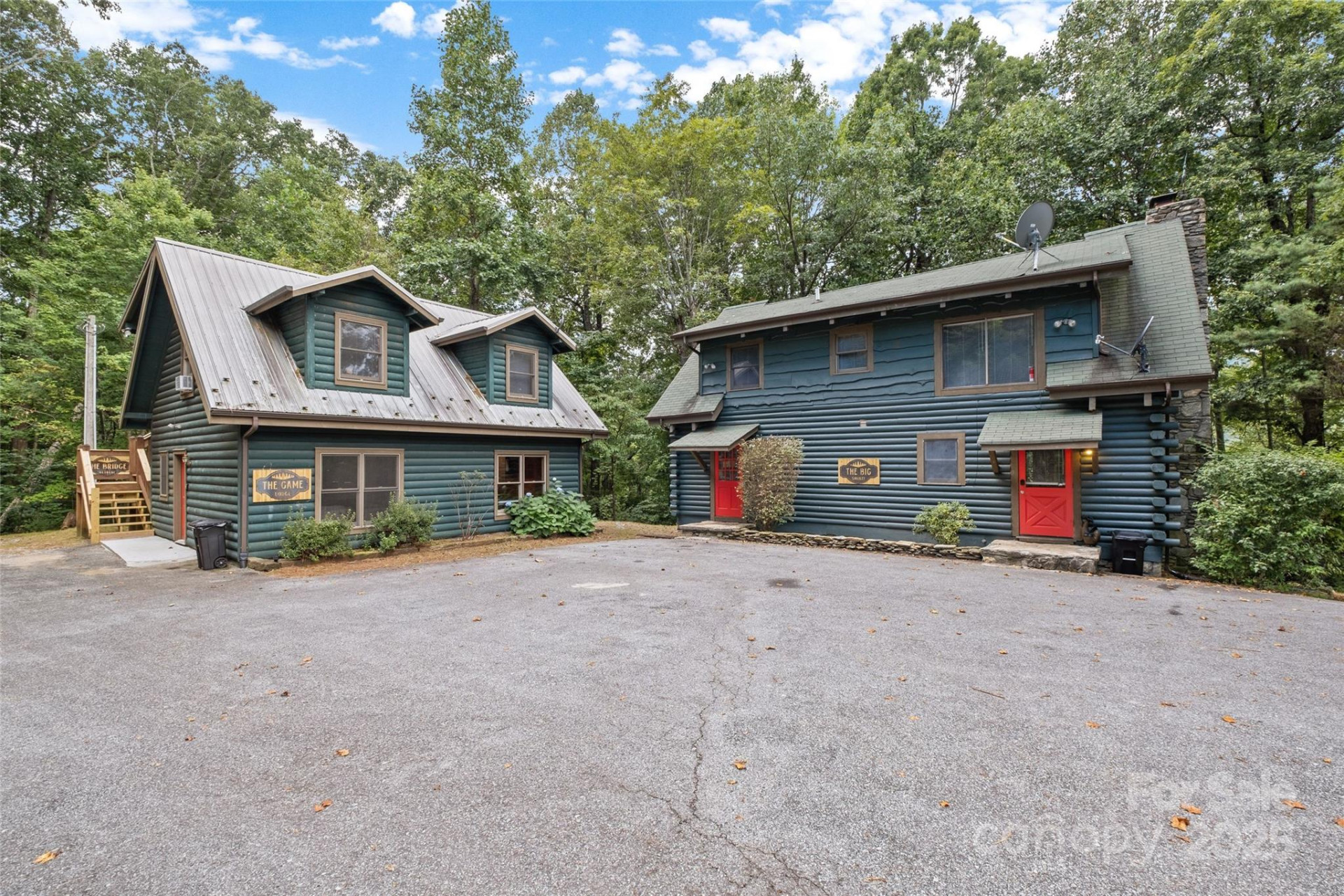 214&212 McKenzie Way